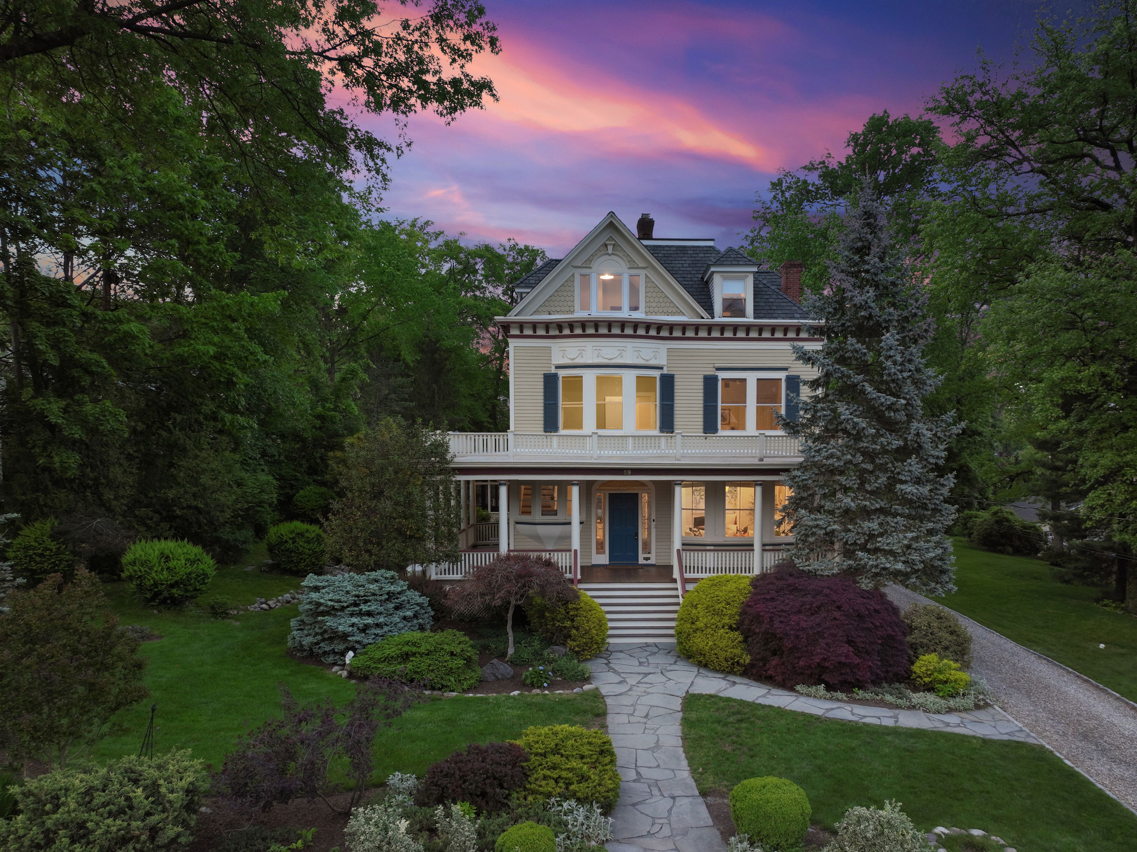 59 Mountain Avenue 