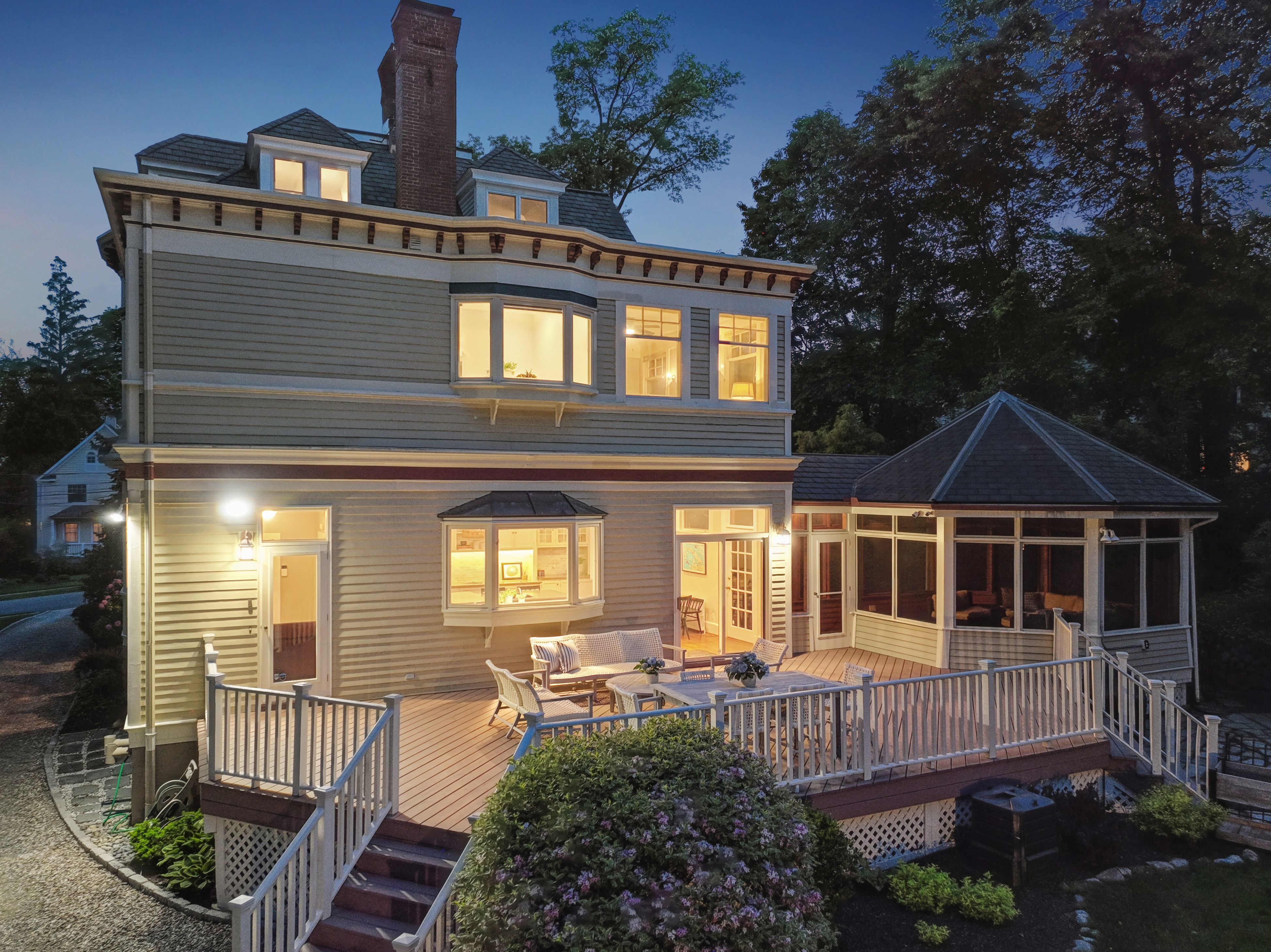 59 Mountain Avenue 