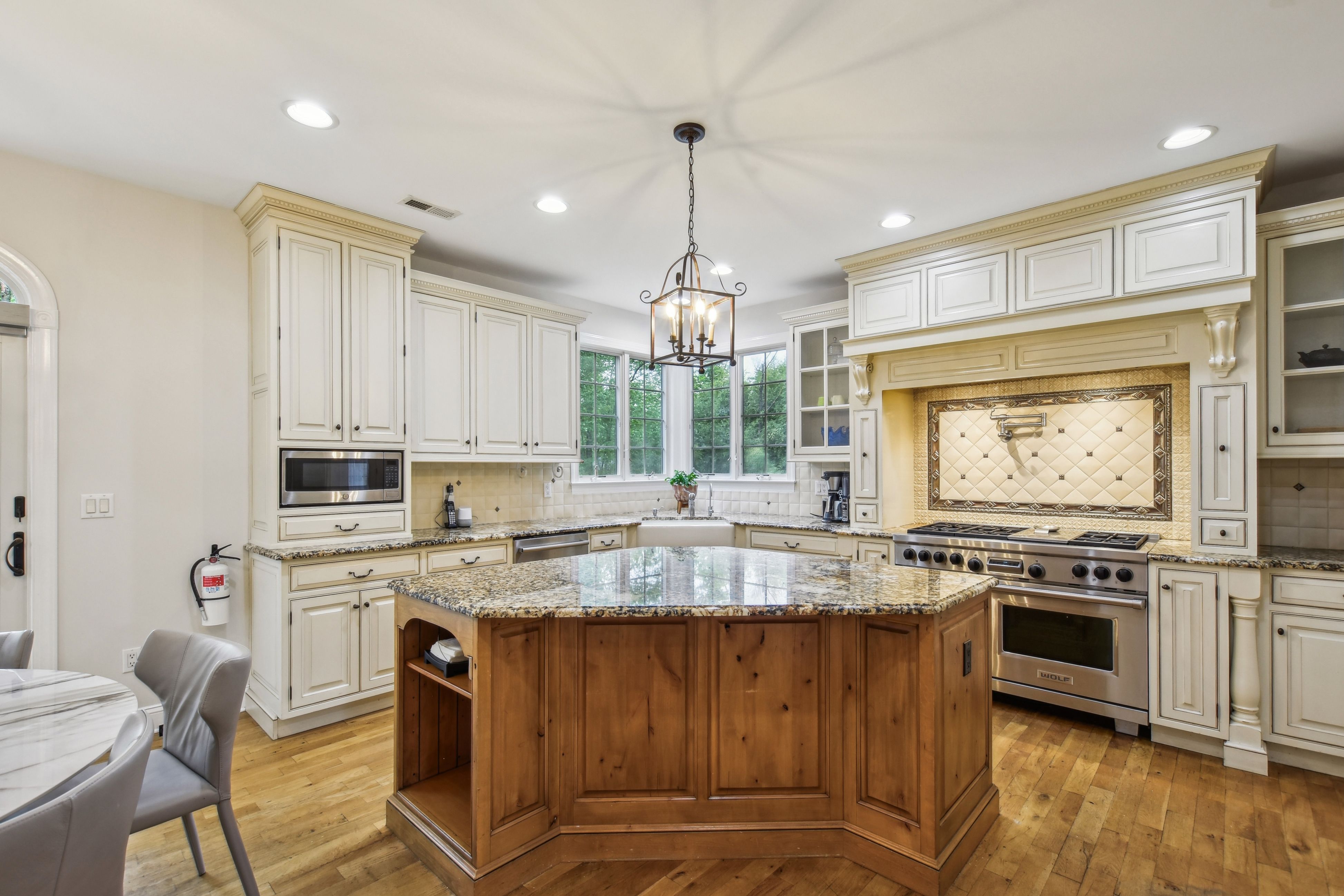 30 Clairvaux Court 