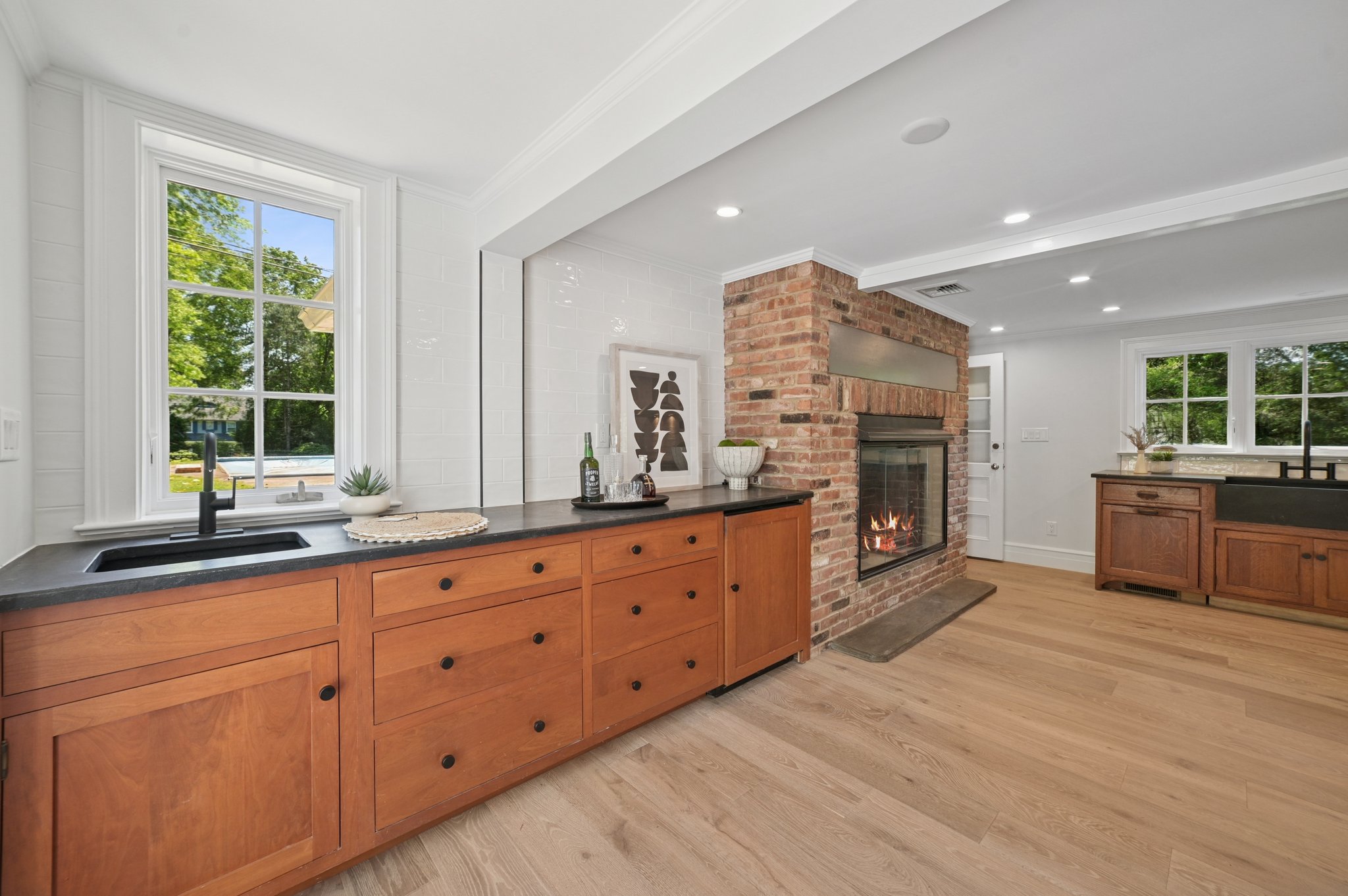 249 Valley Road 