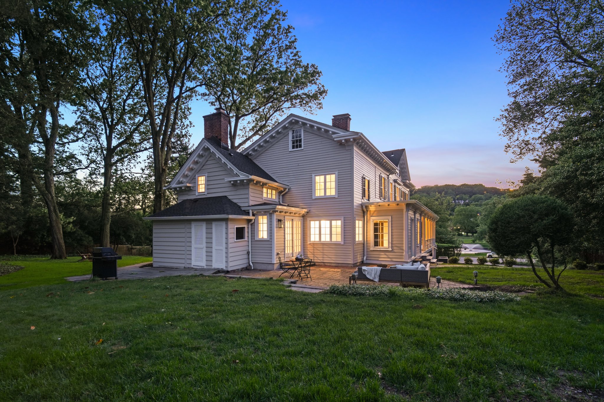 249 Valley Road 