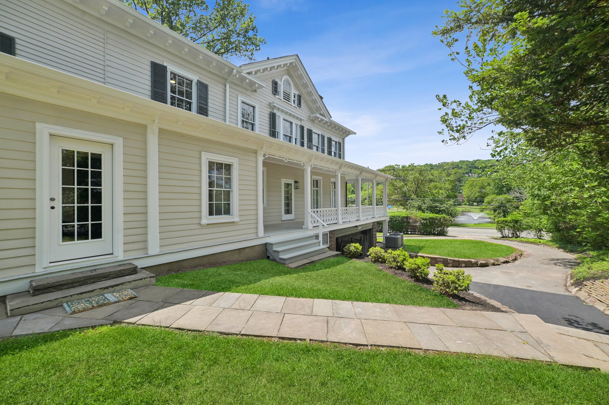 249 Valley Road 