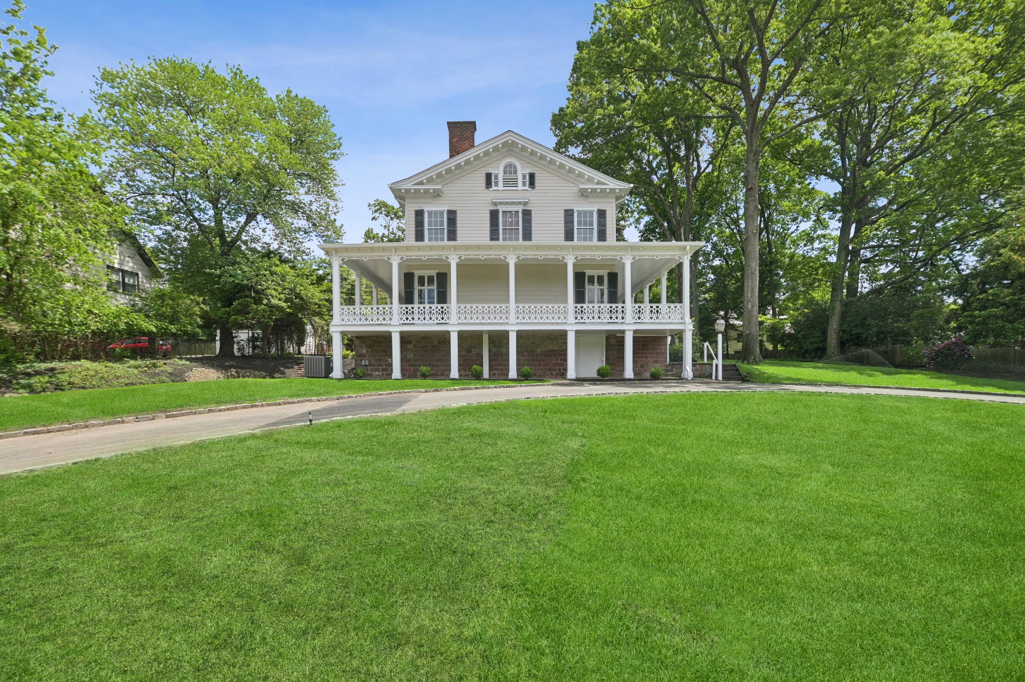 249 Valley Road 