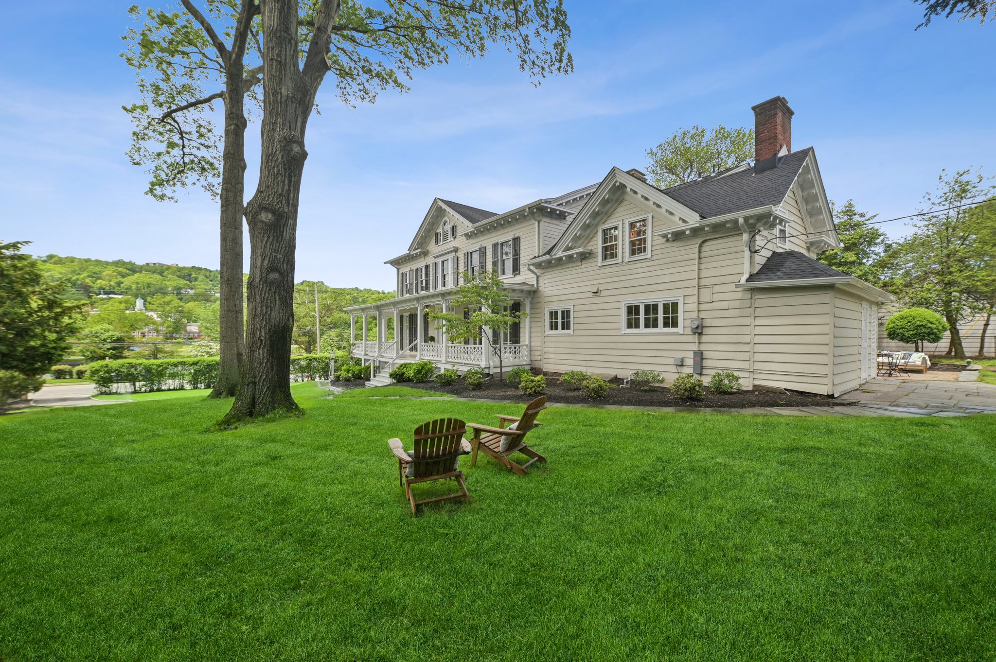 249 Valley Road 