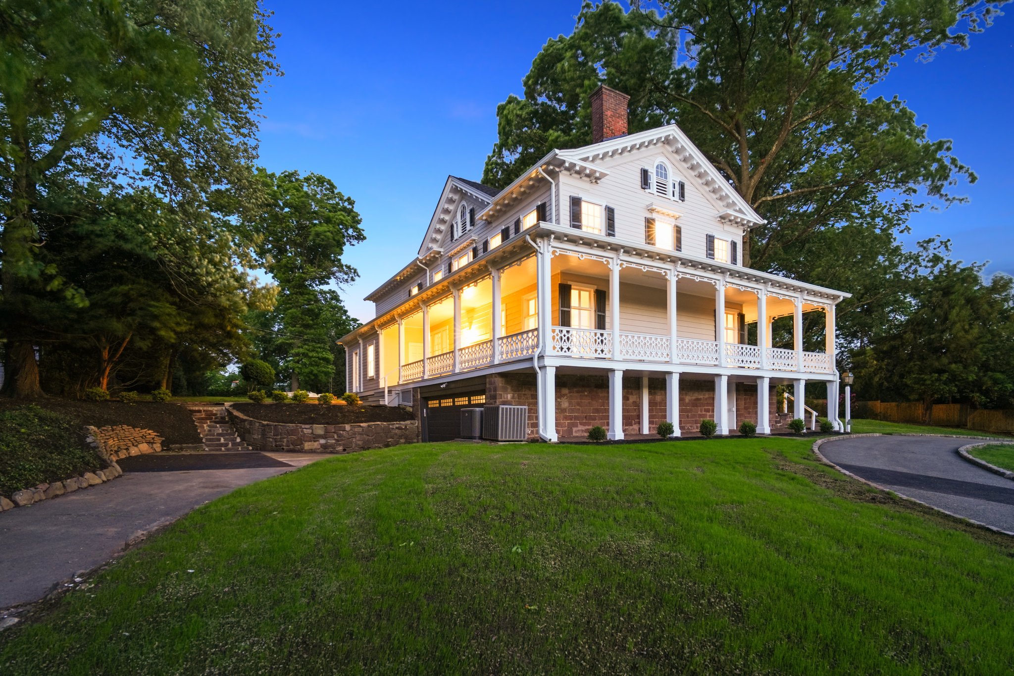 249 Valley Road 