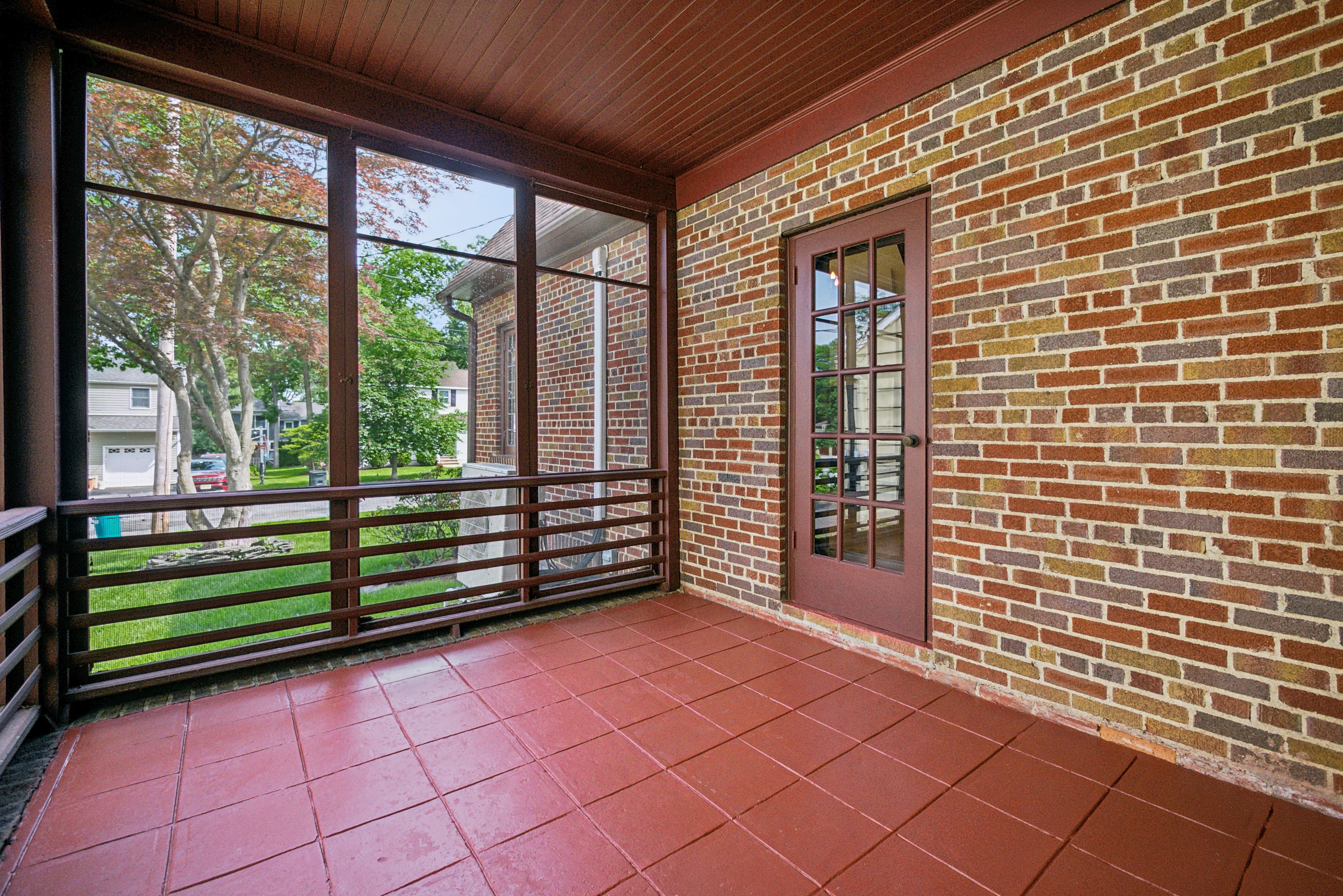 7 Webster Avenue 
