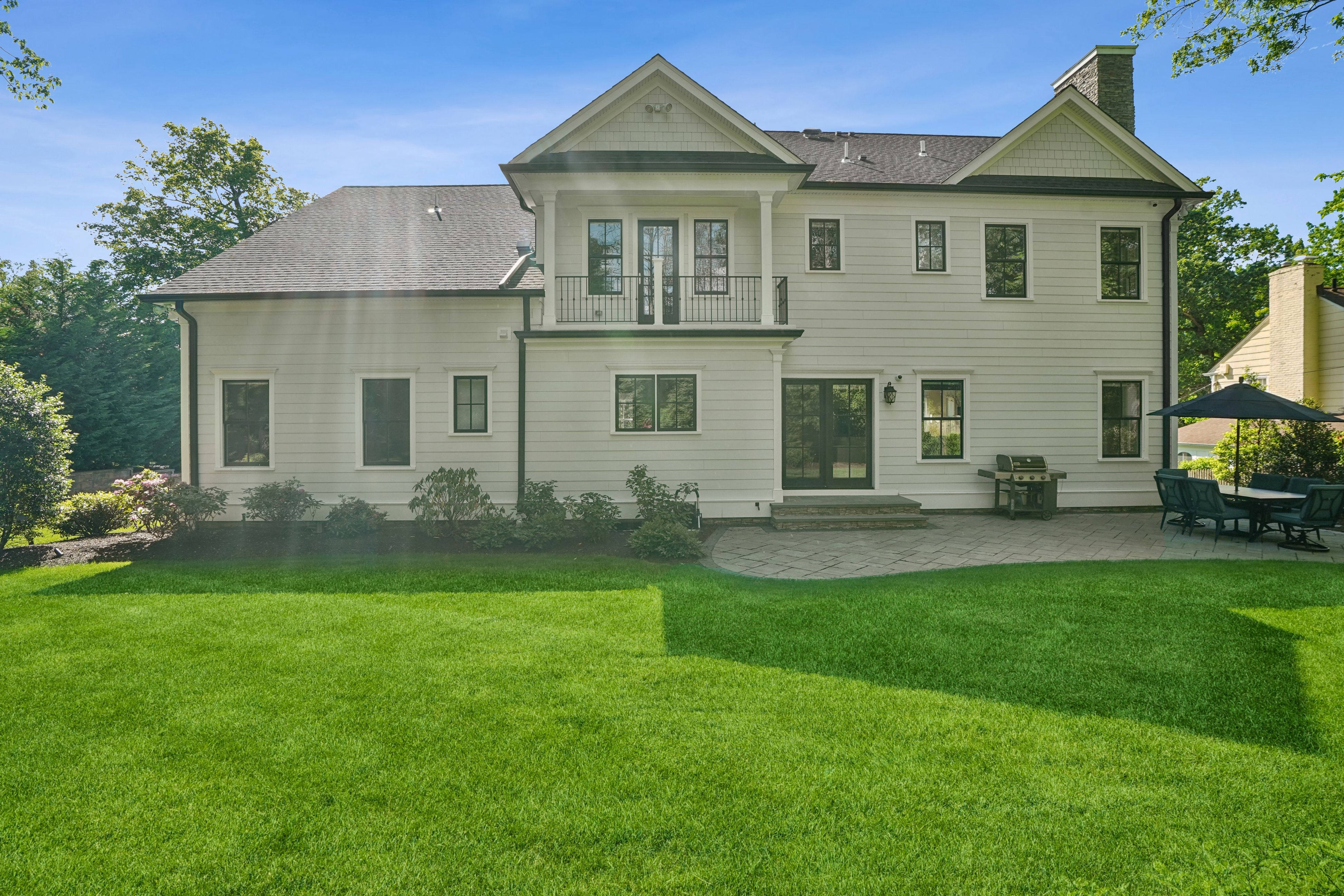 99 Fernwood Road 