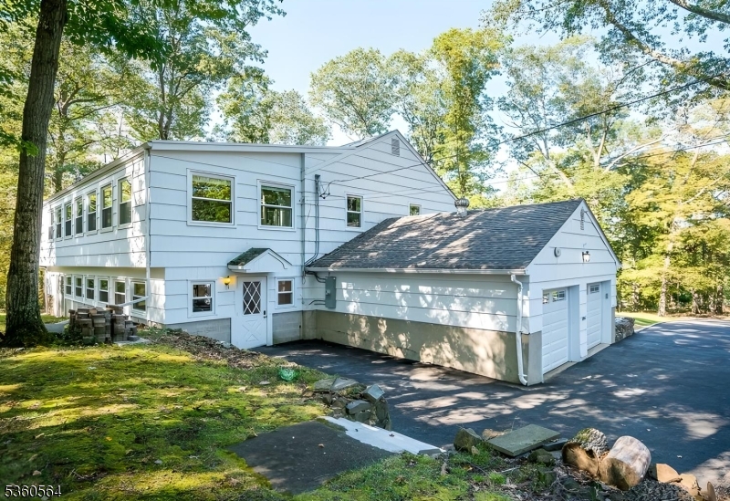 37 King George Rd