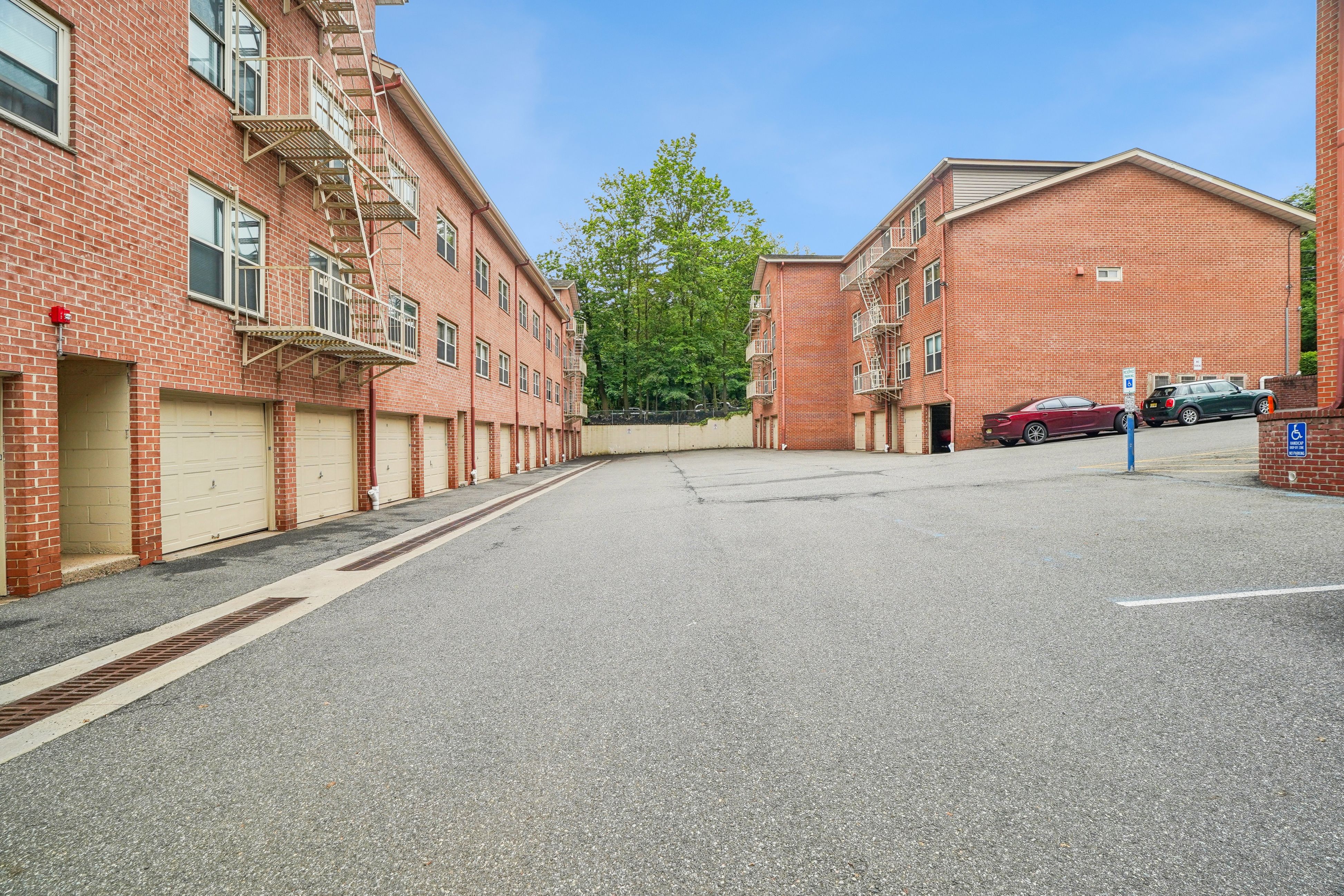 361 Claremont Avenue Unit #C6103 
