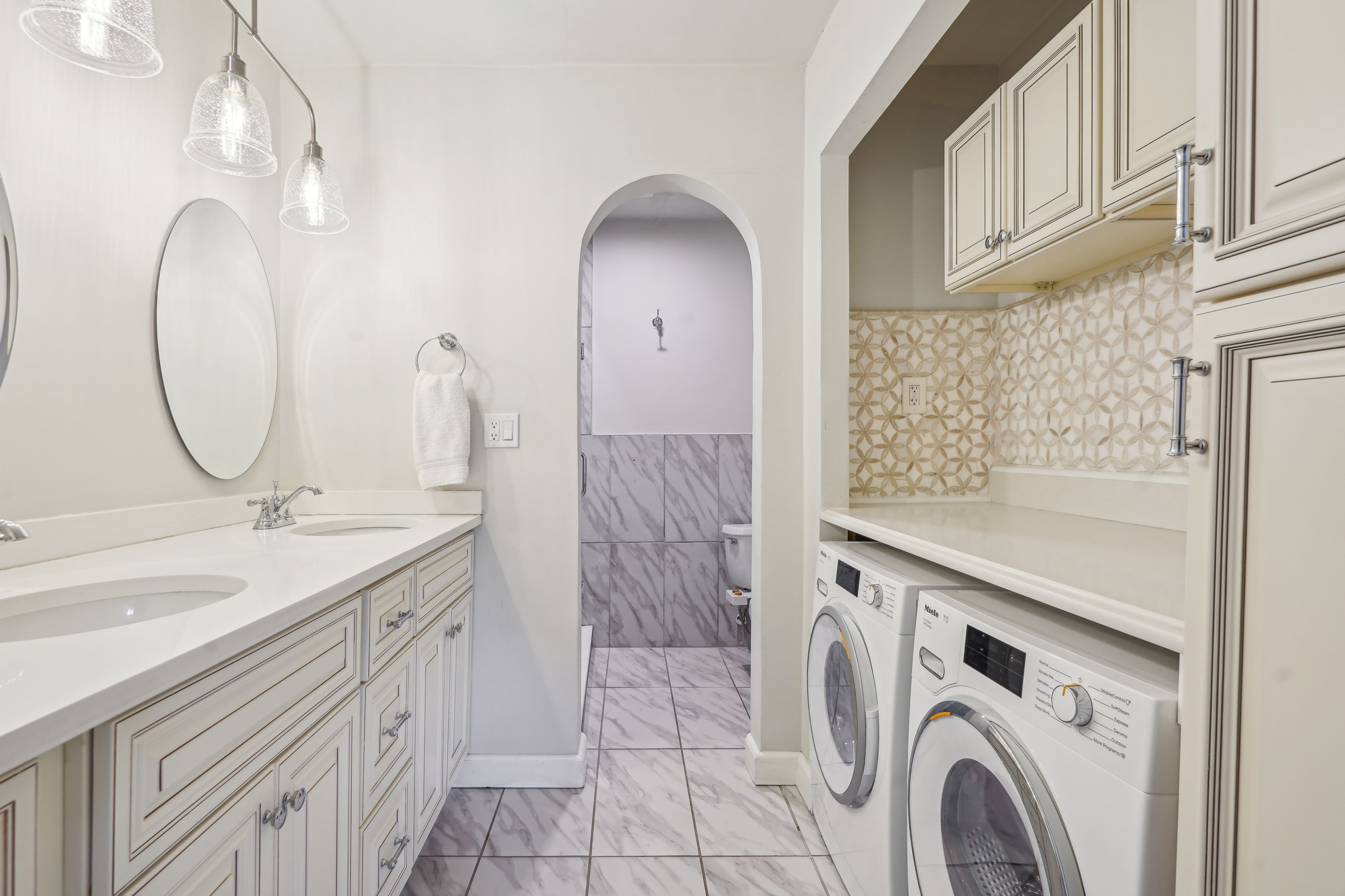 361 Claremont Avenue Unit #C6103 