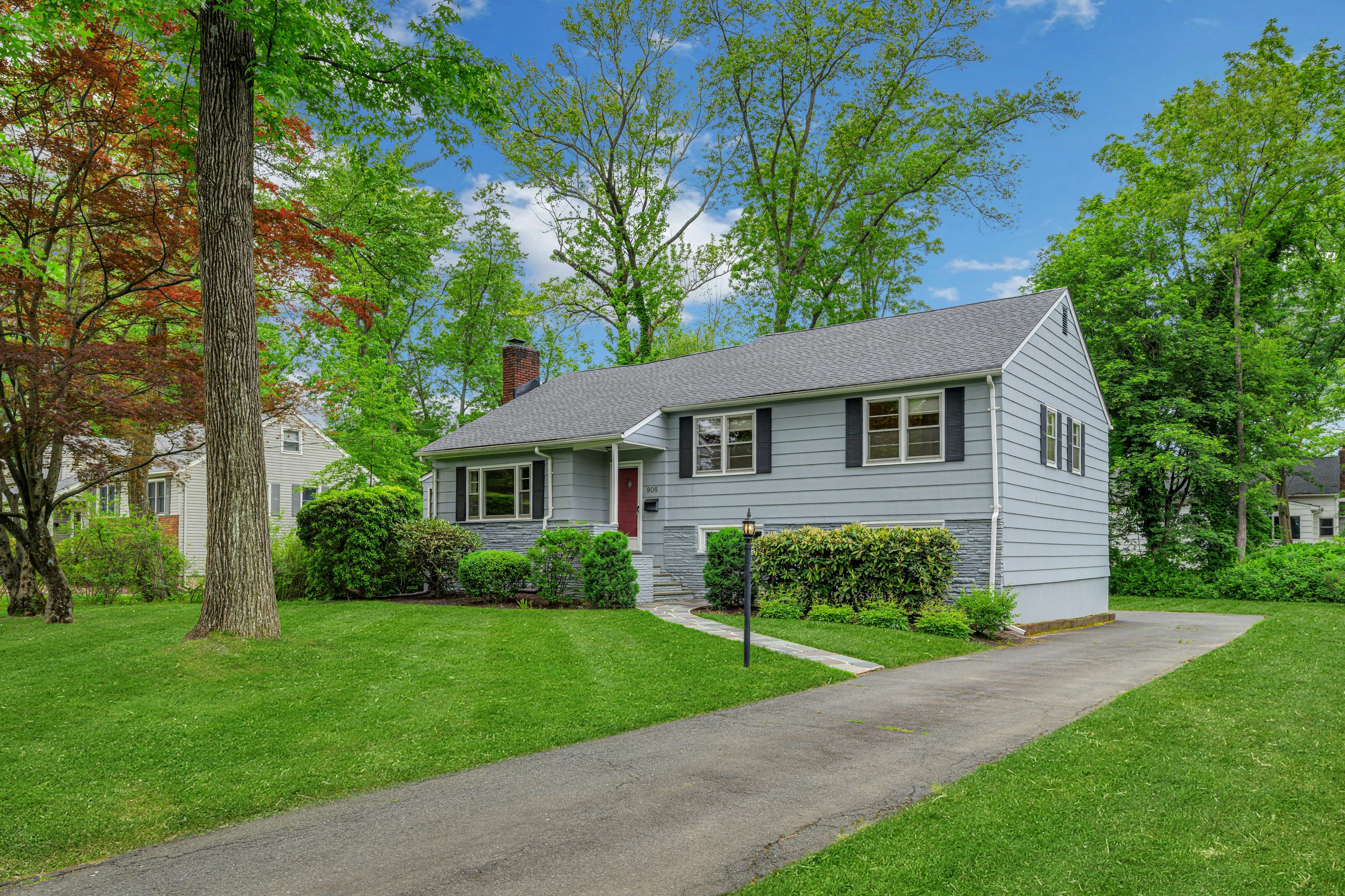 908 Willow Grove Road 