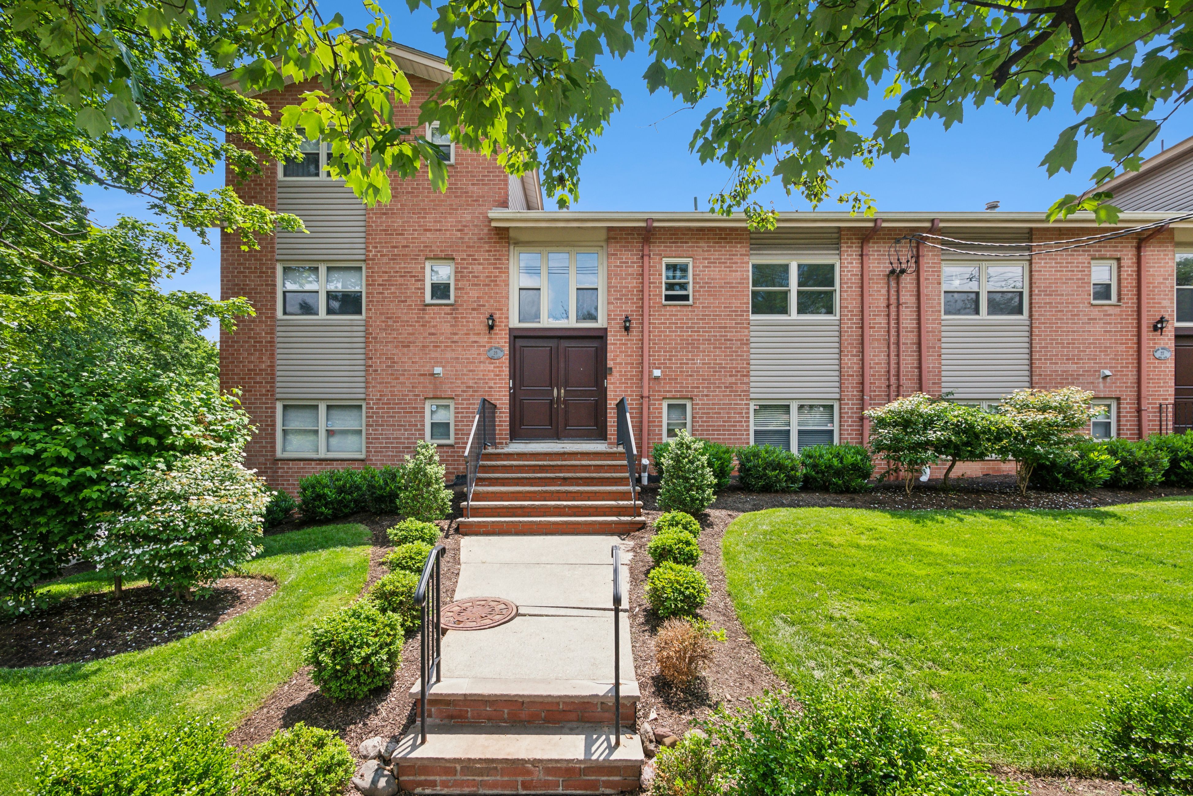 29 Upper Mountain Avenue Unit 4