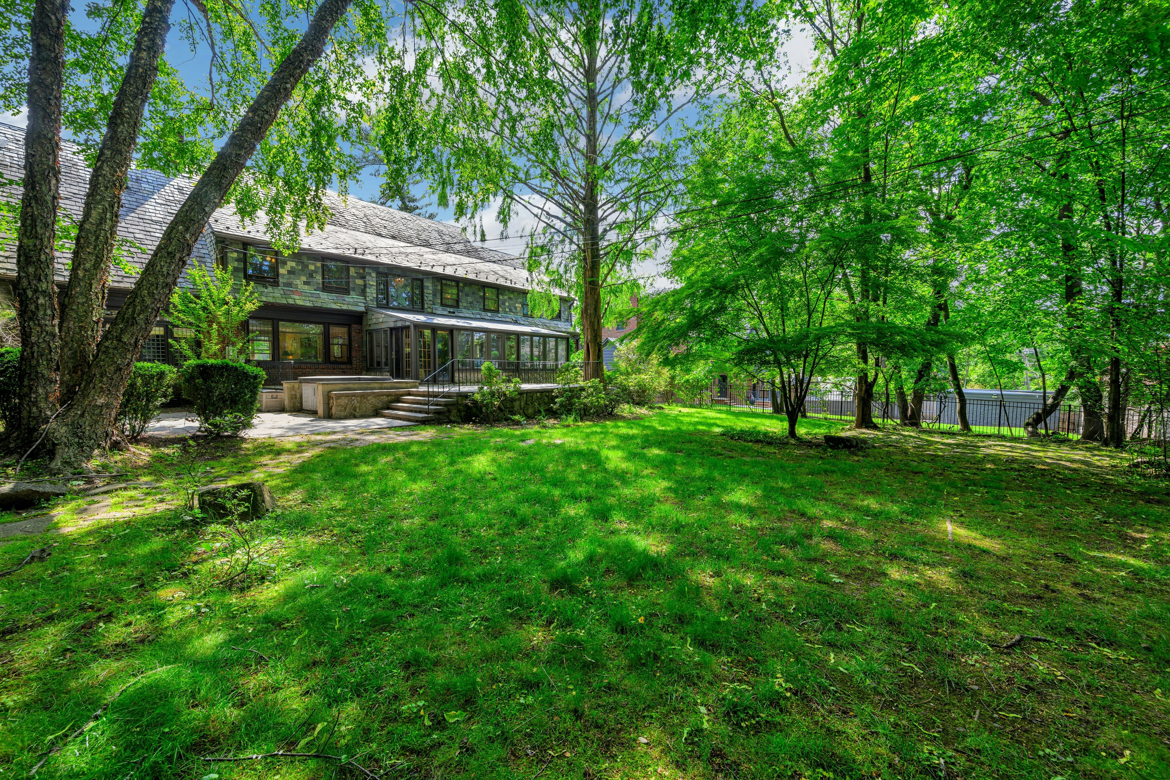 129 Irving Avenue 