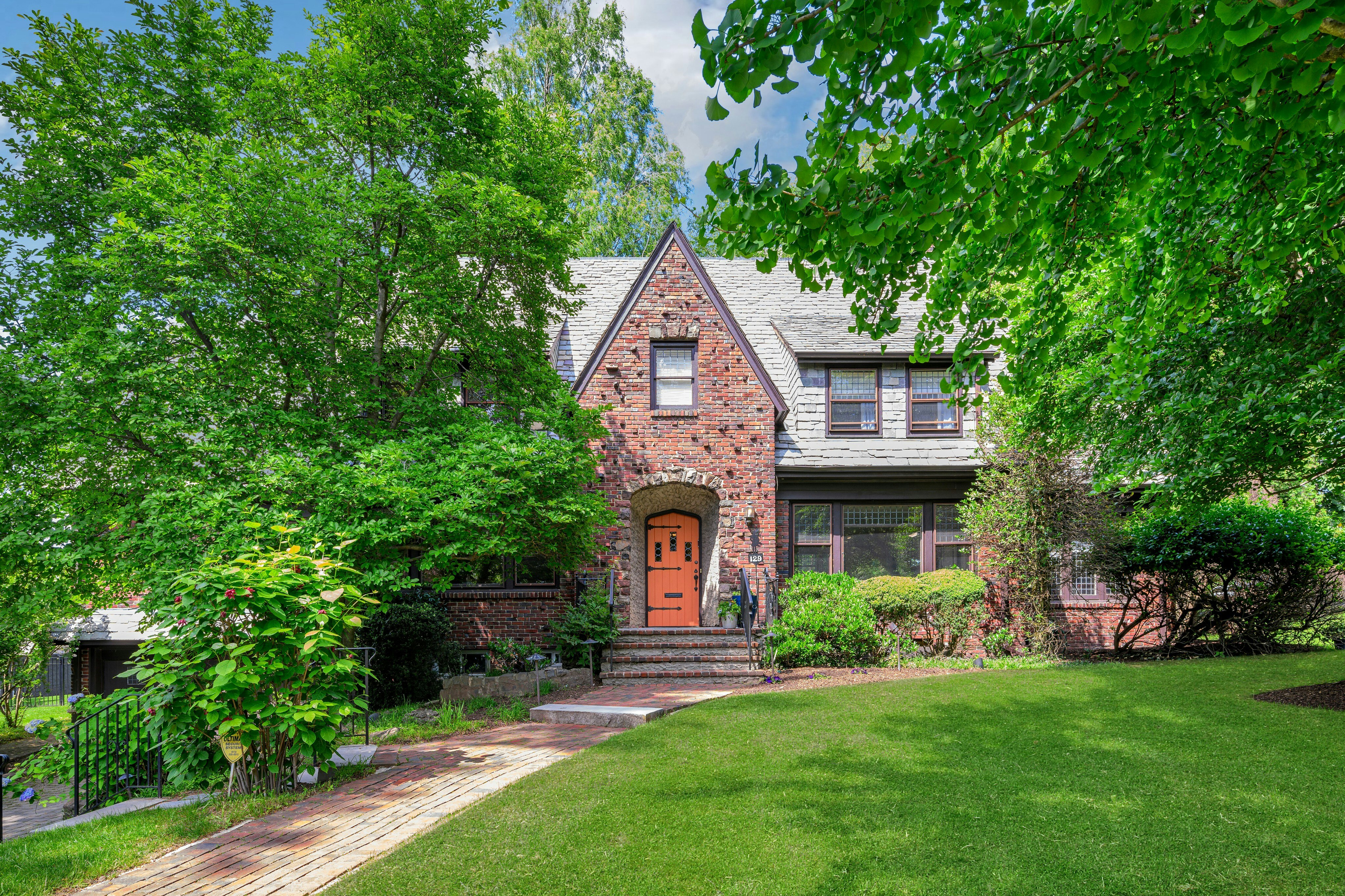 129 Irving Avenue 