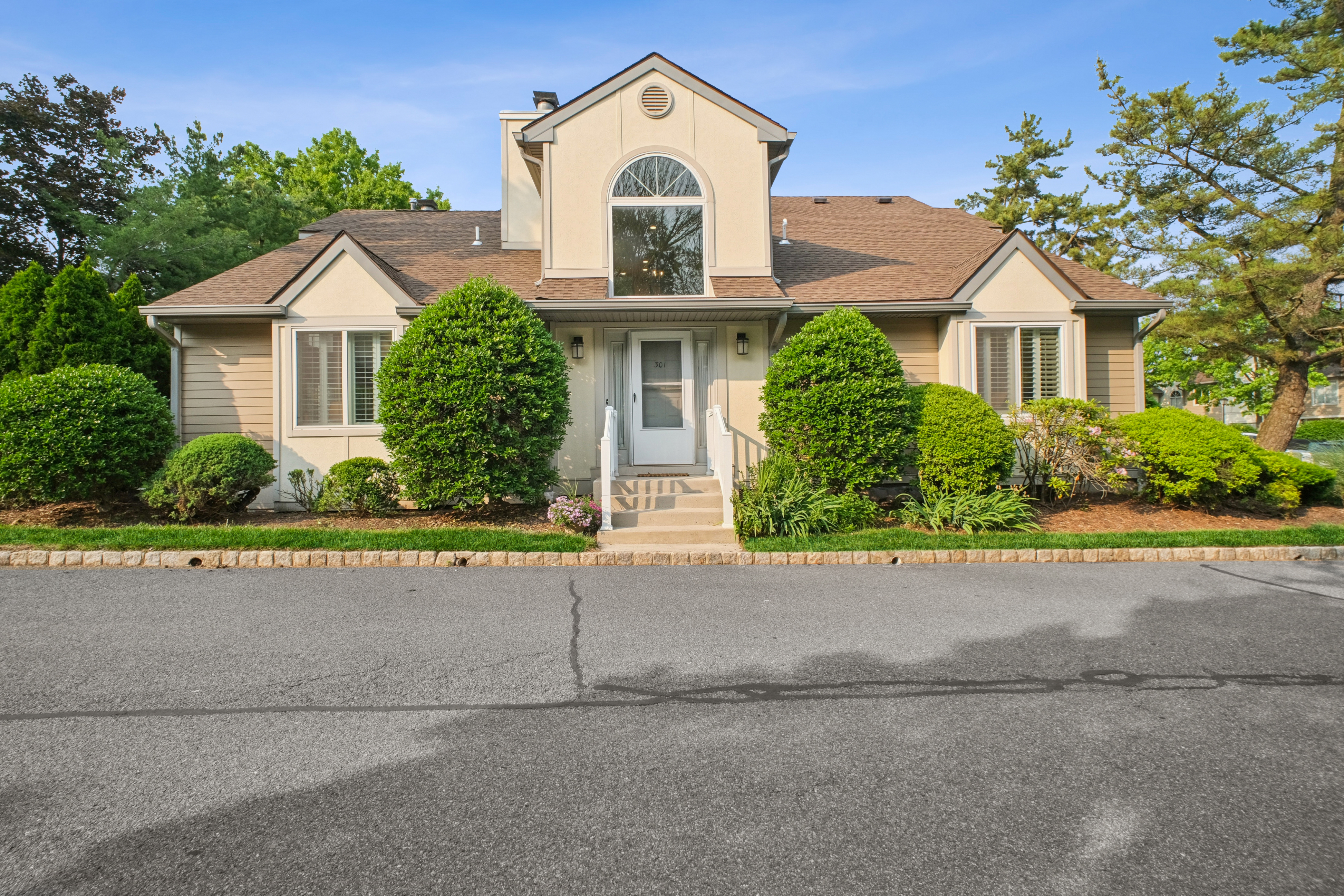 9 Larkin Circle 