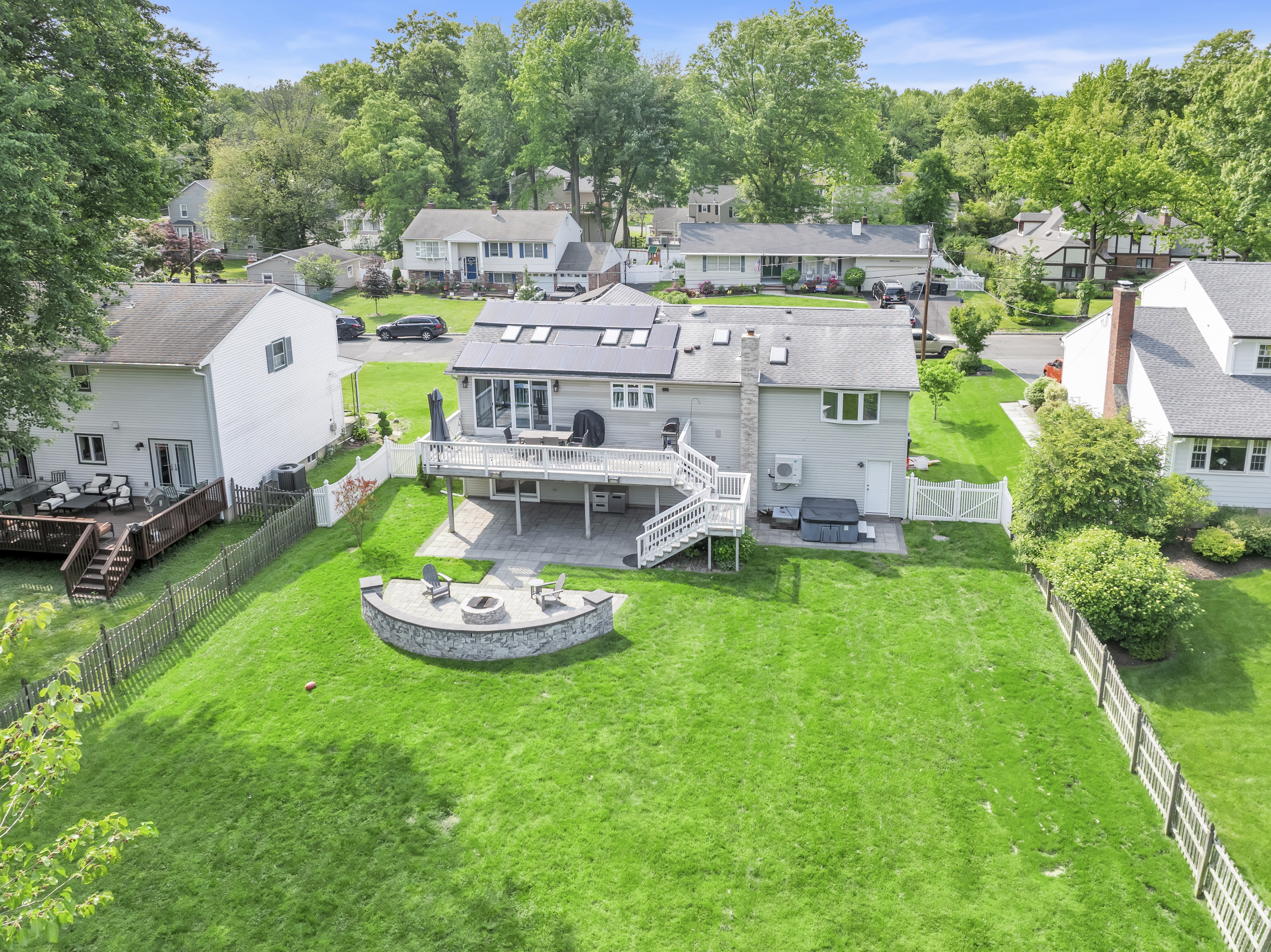 86 Belmont Avenue 