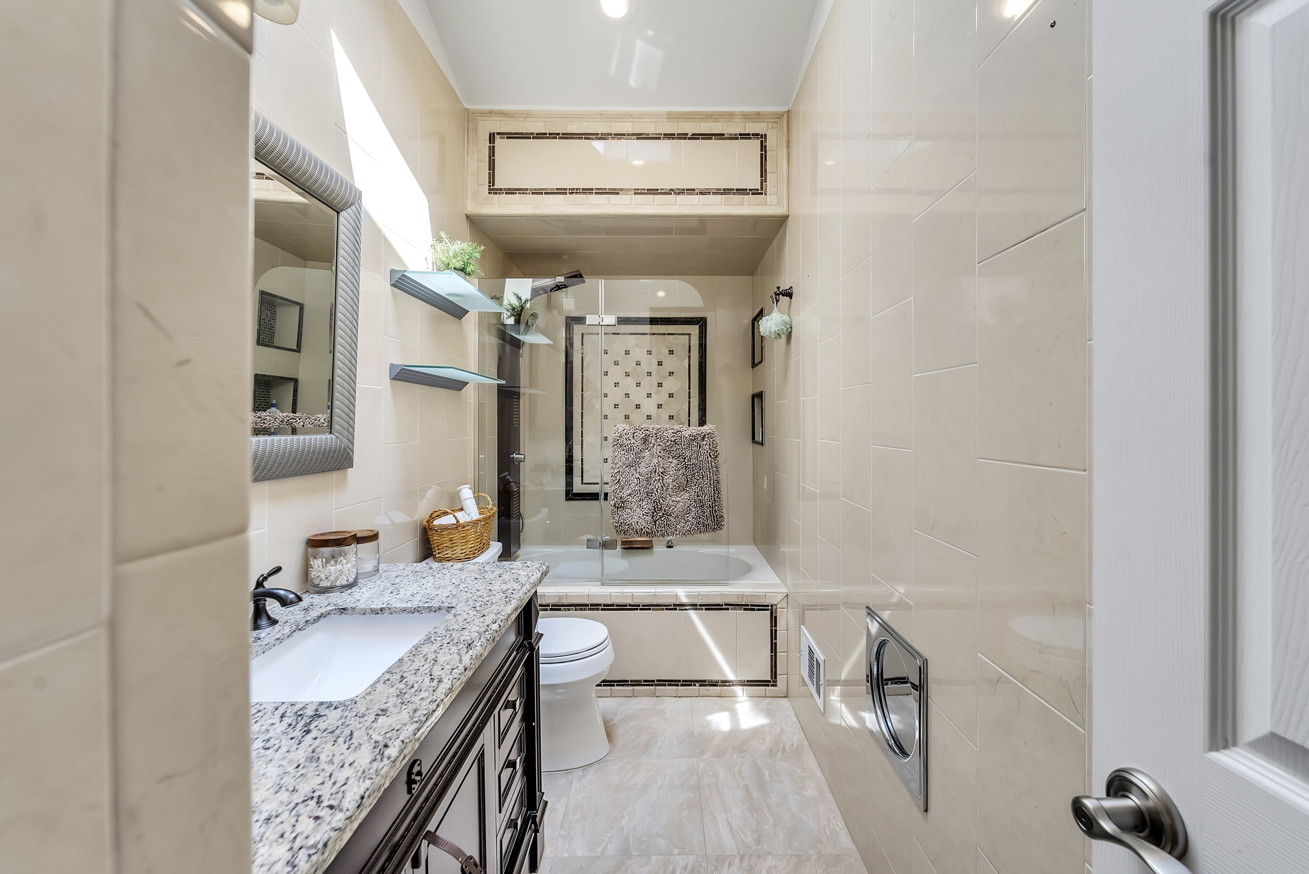 86 Belmont Avenue 