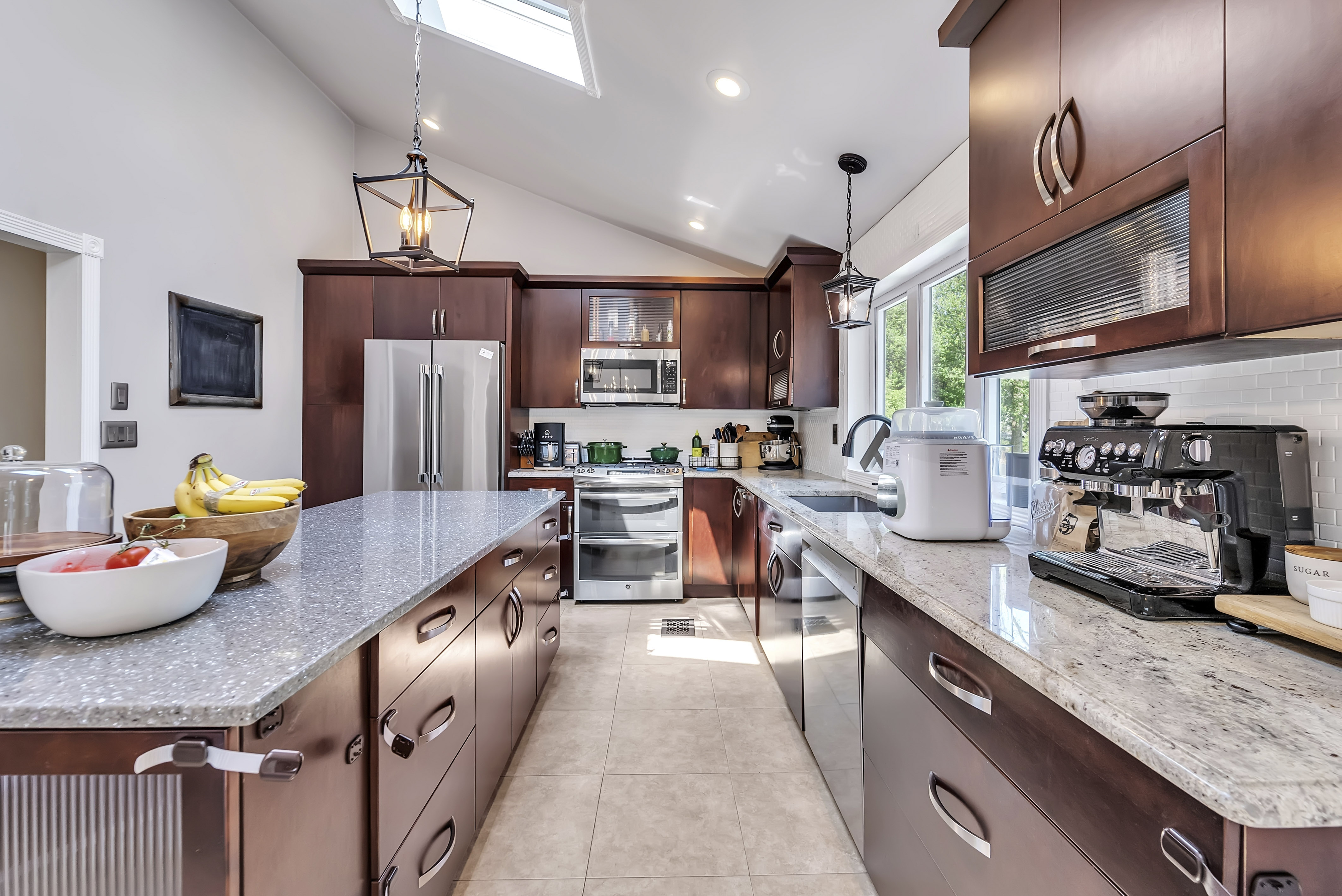 86 Belmont Avenue 