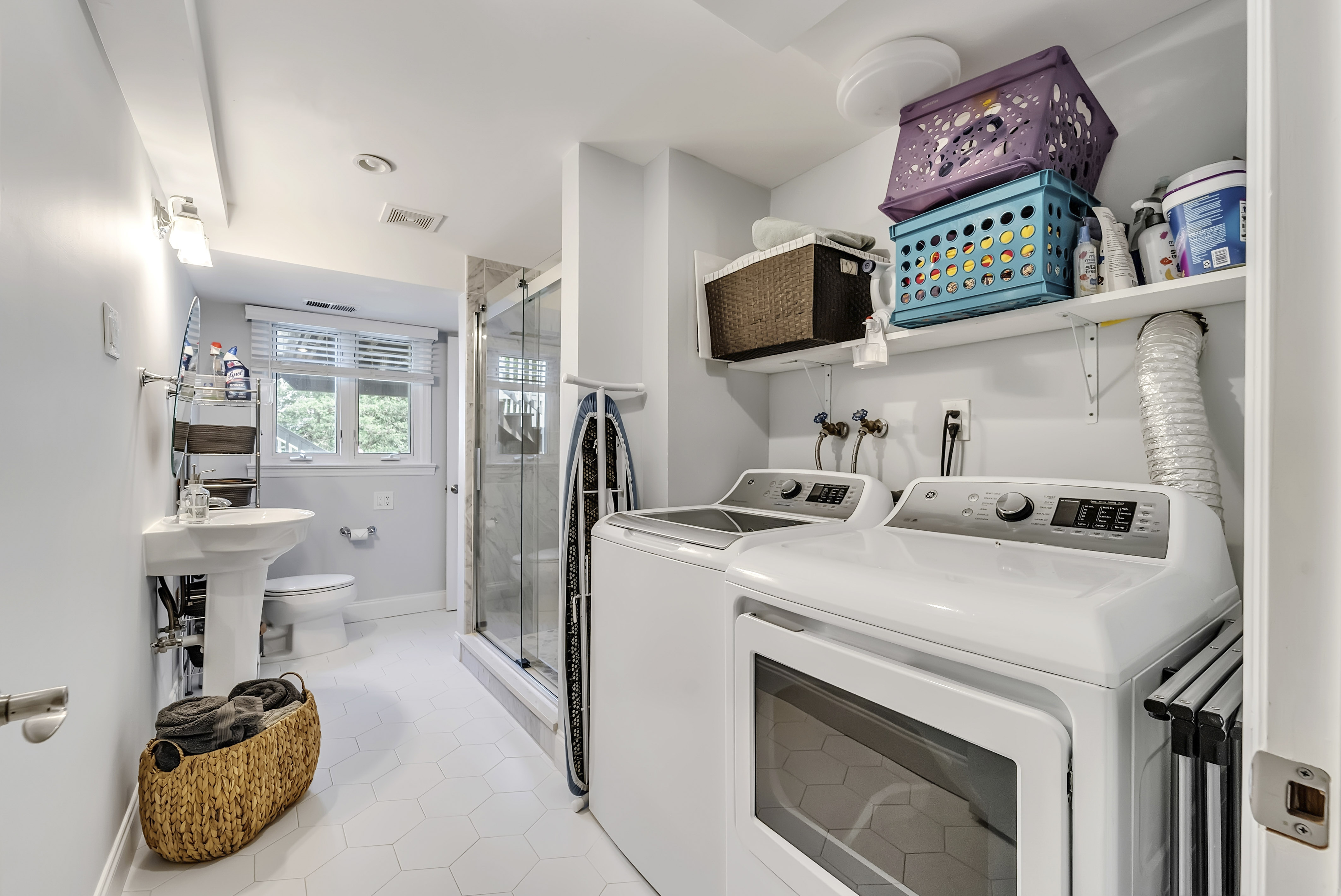 86 Belmont Avenue 