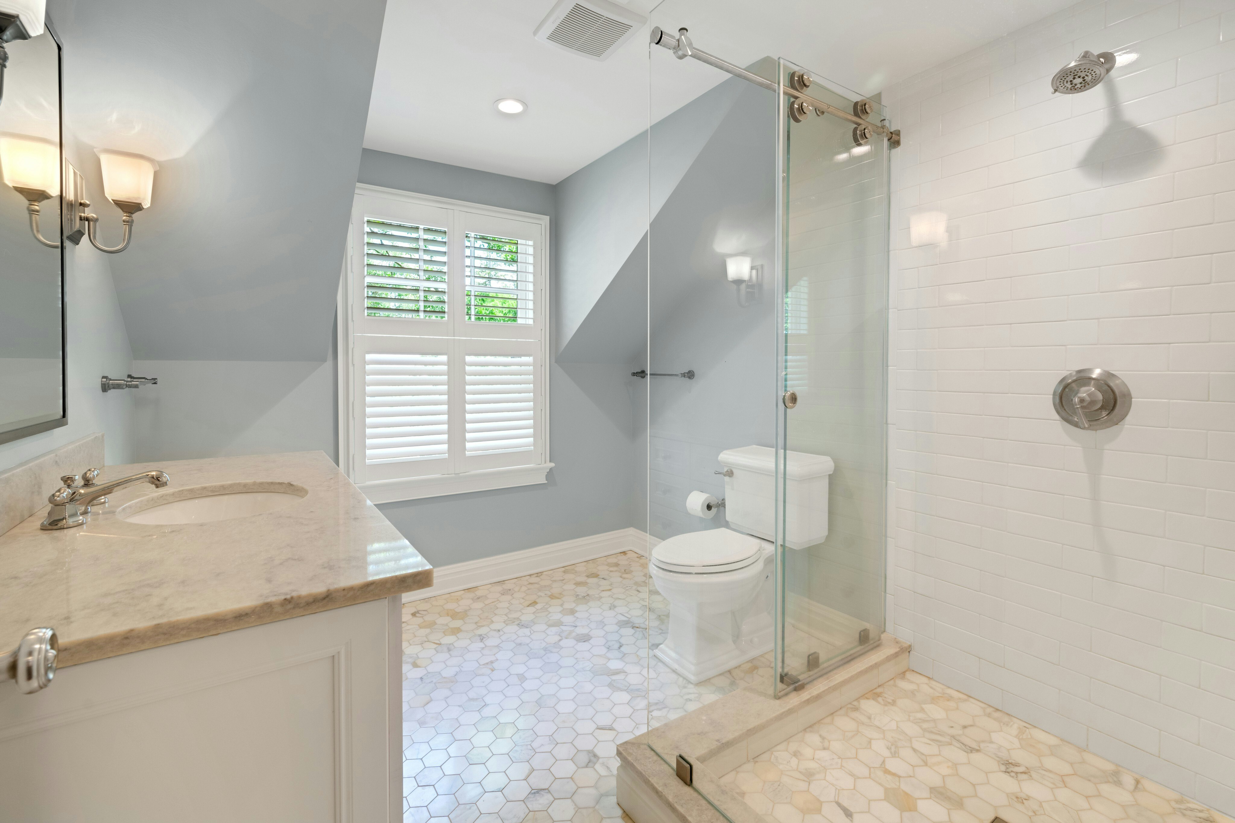 16 Sweetbriar Road 