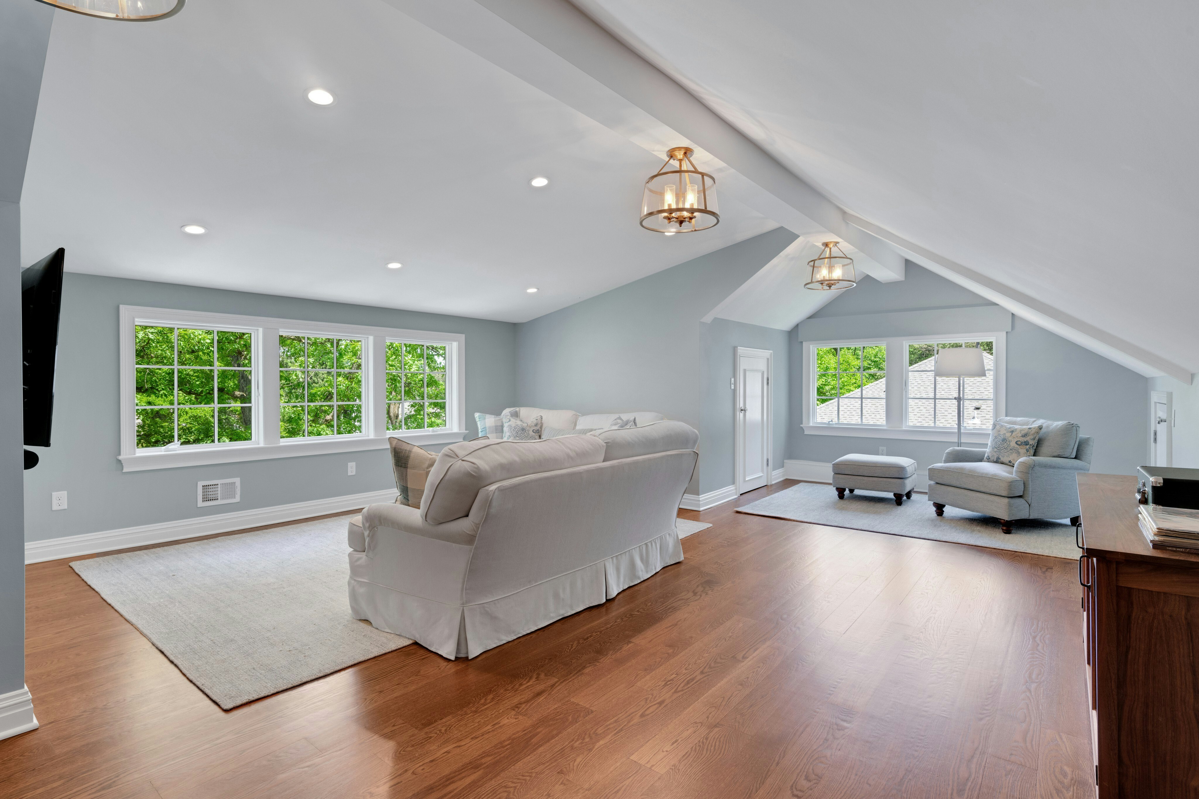 16 Sweetbriar Road 