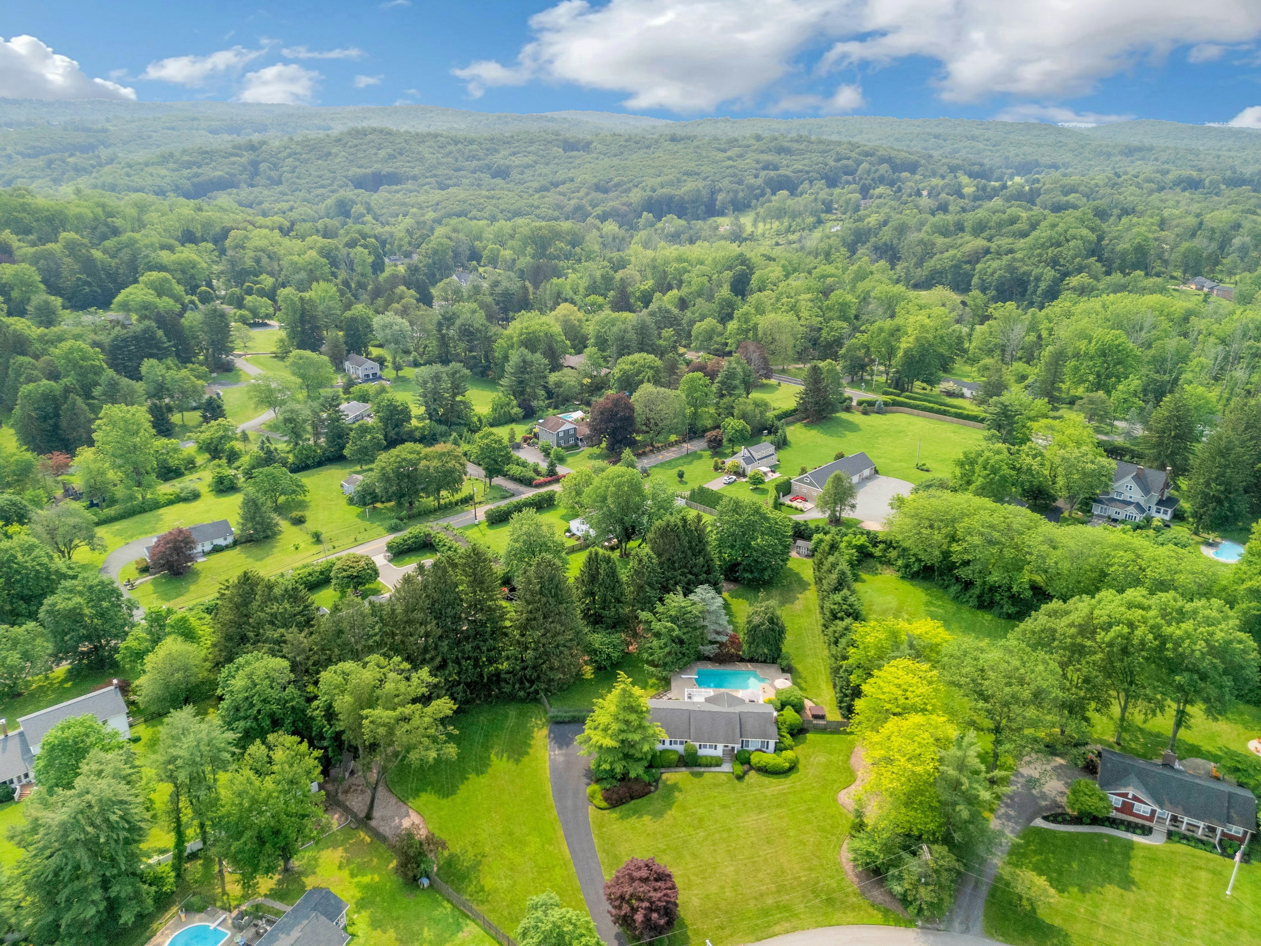 35 Hilltop Circle 