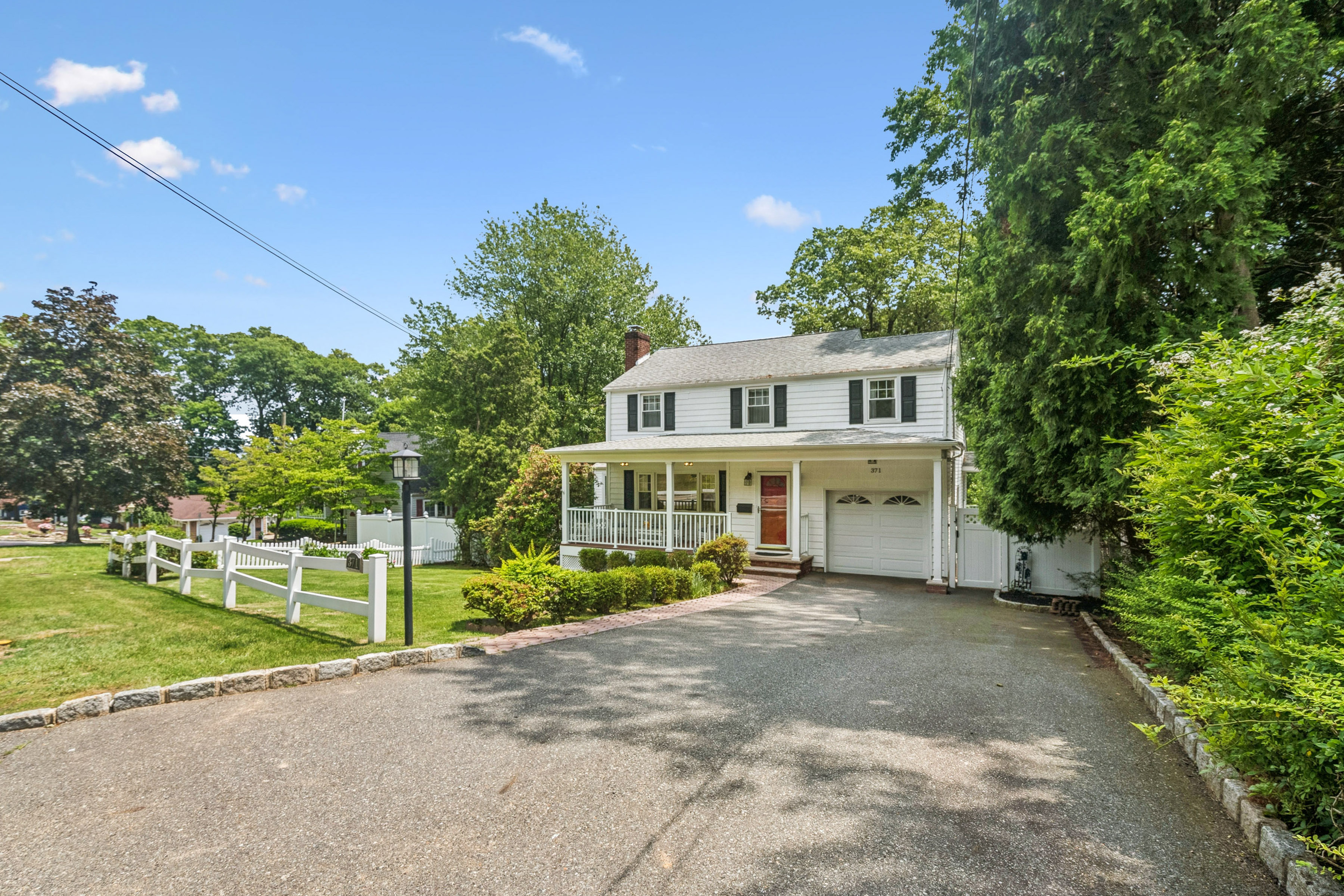 371 Fairview Avenue 