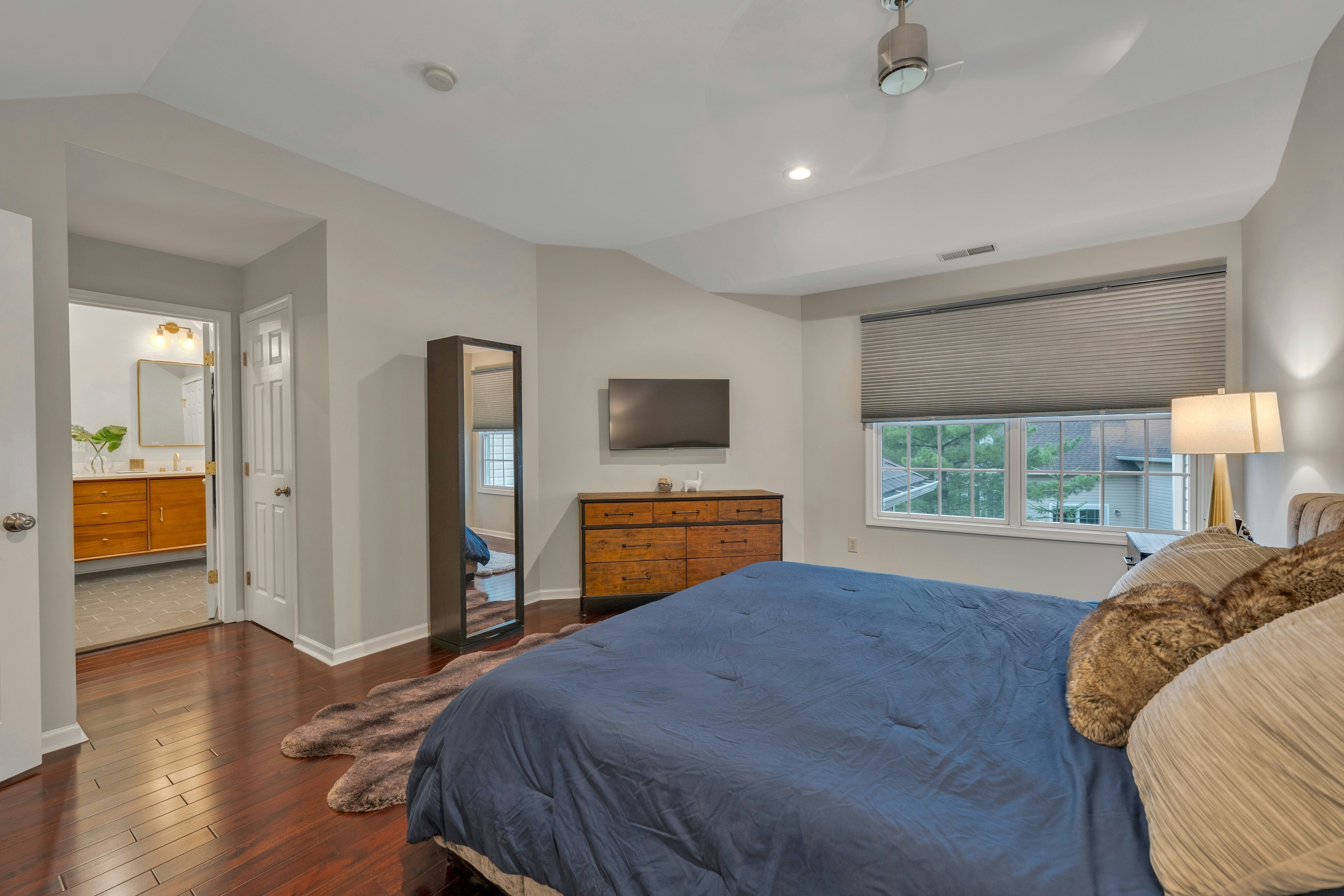 7 Whalen Court 