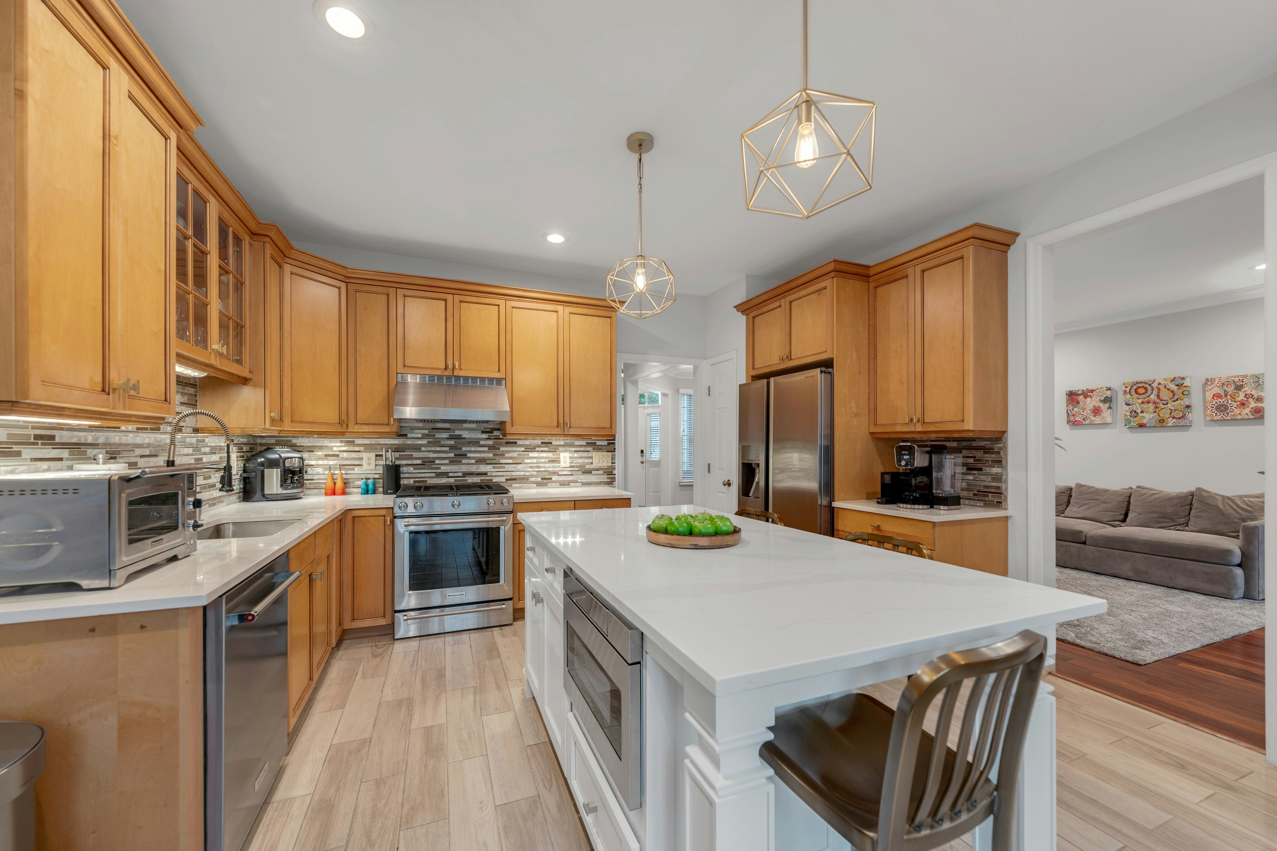 7 Whalen Court 