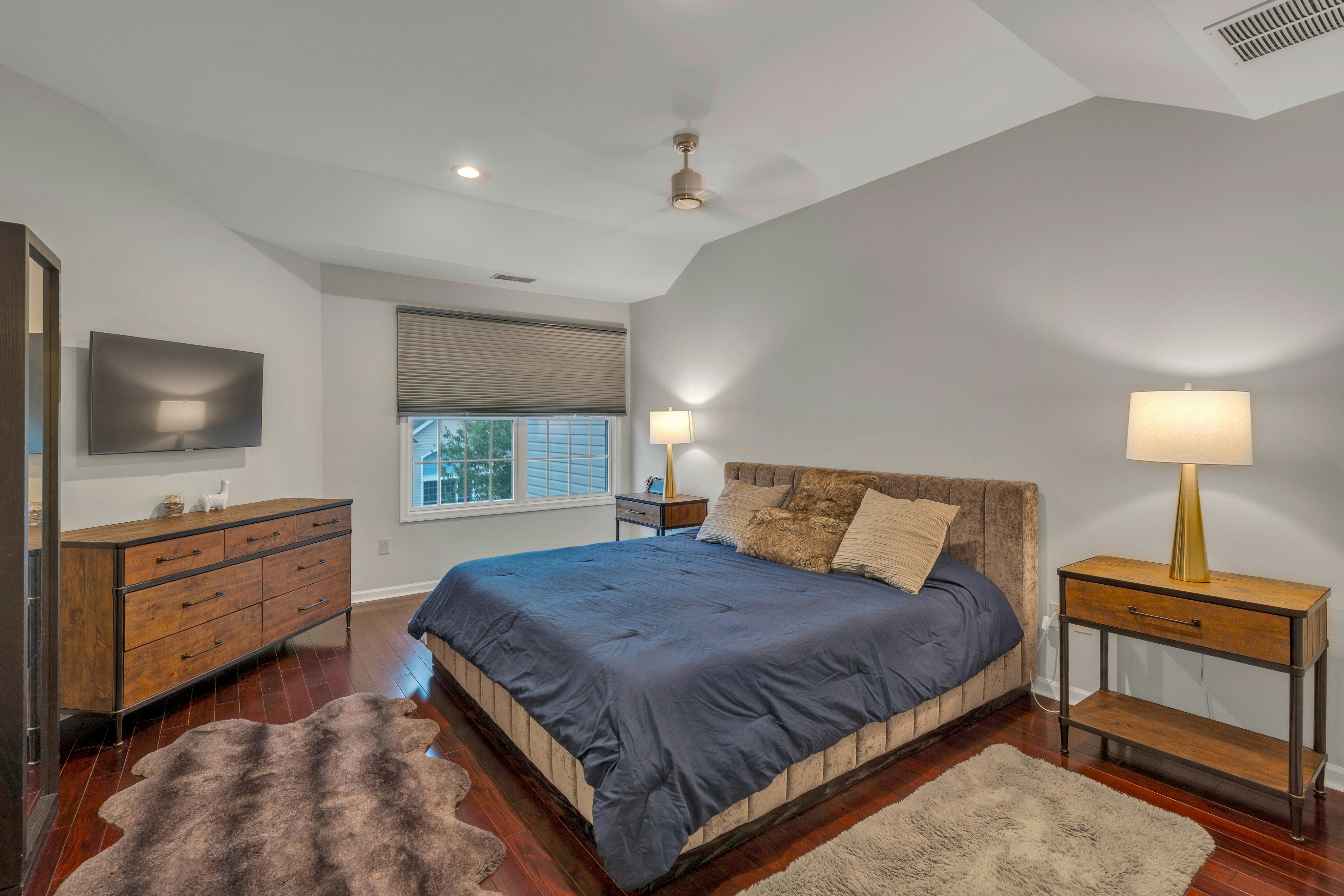 7 Whalen Court 