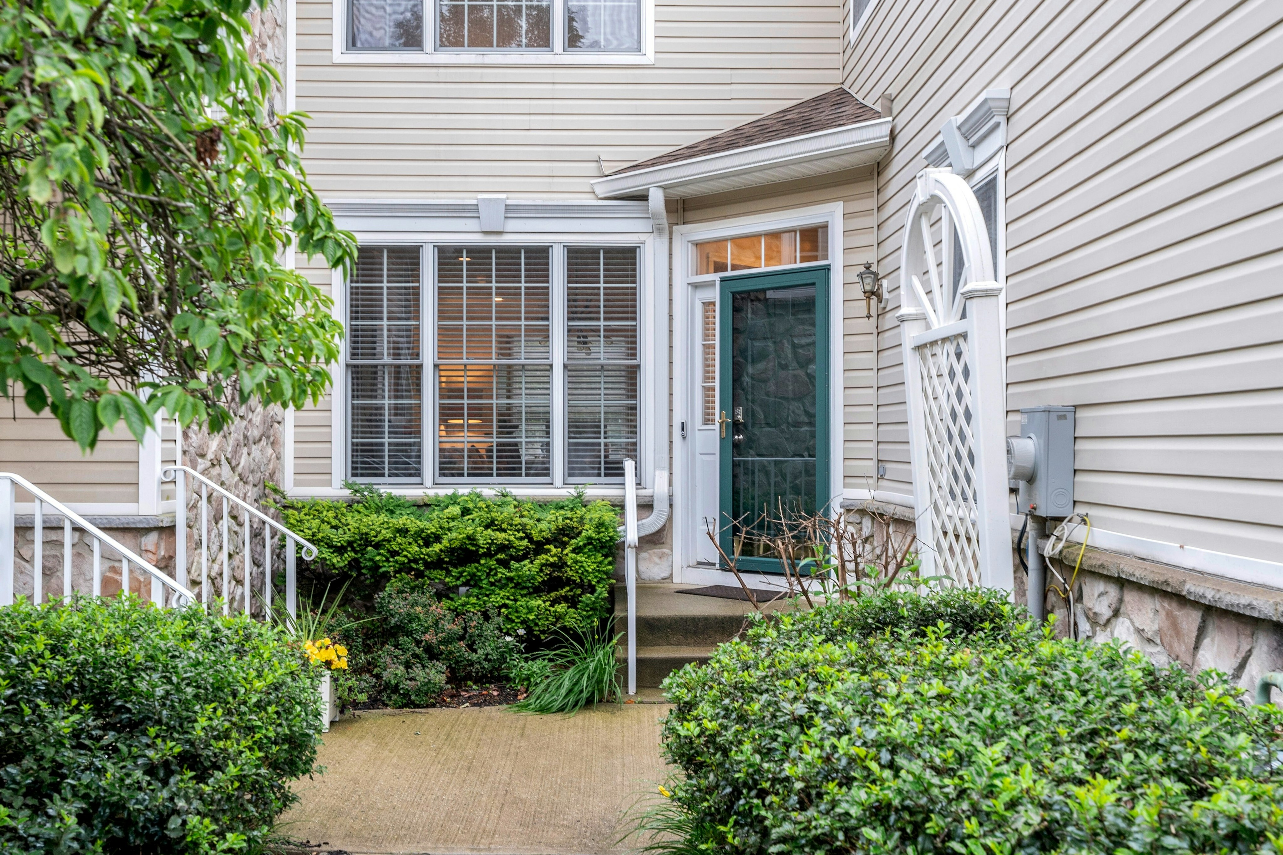 7 Whalen Court 