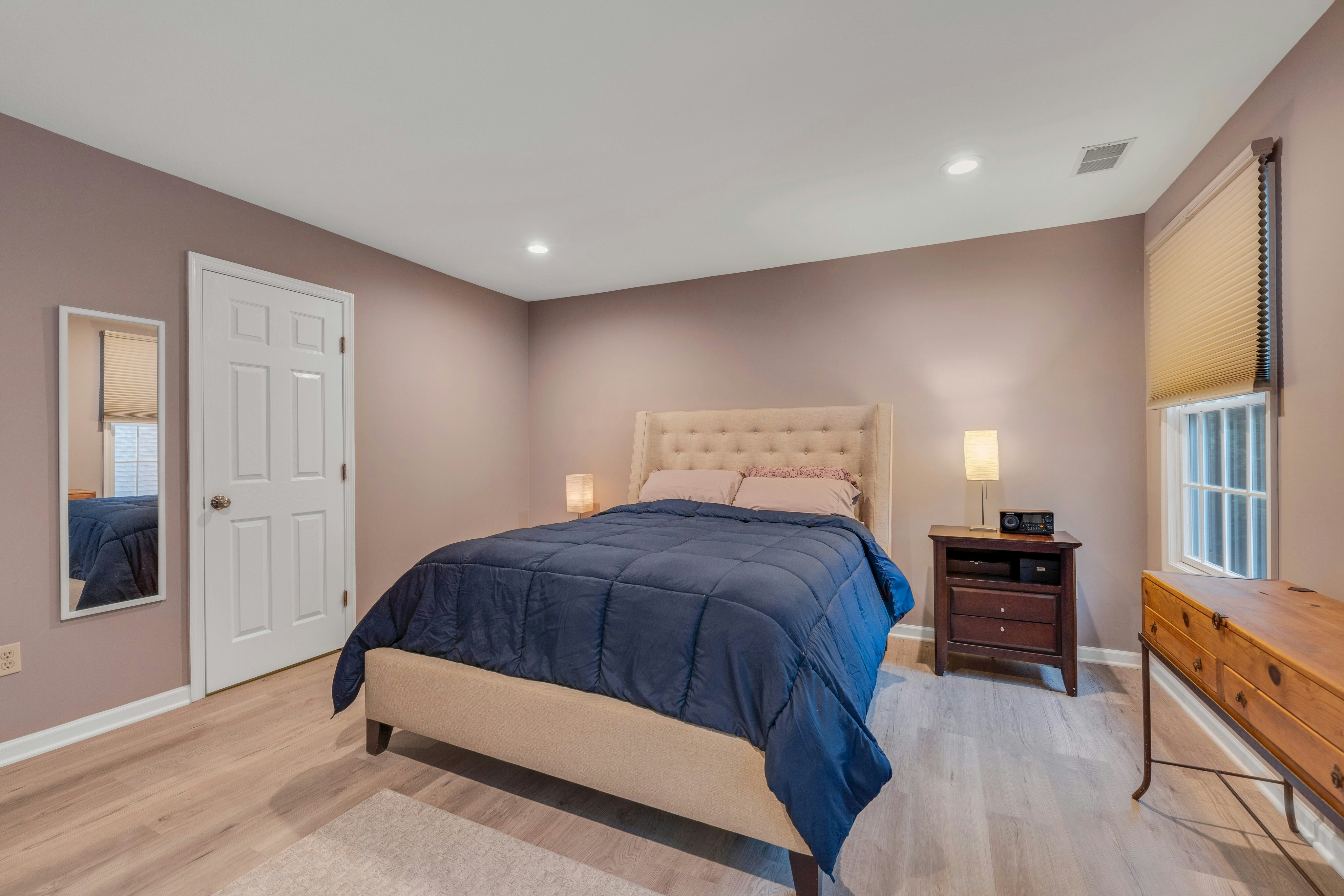 7 Whalen Court 