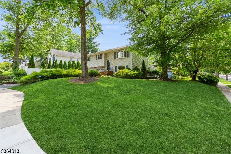 185 Coriell Ave