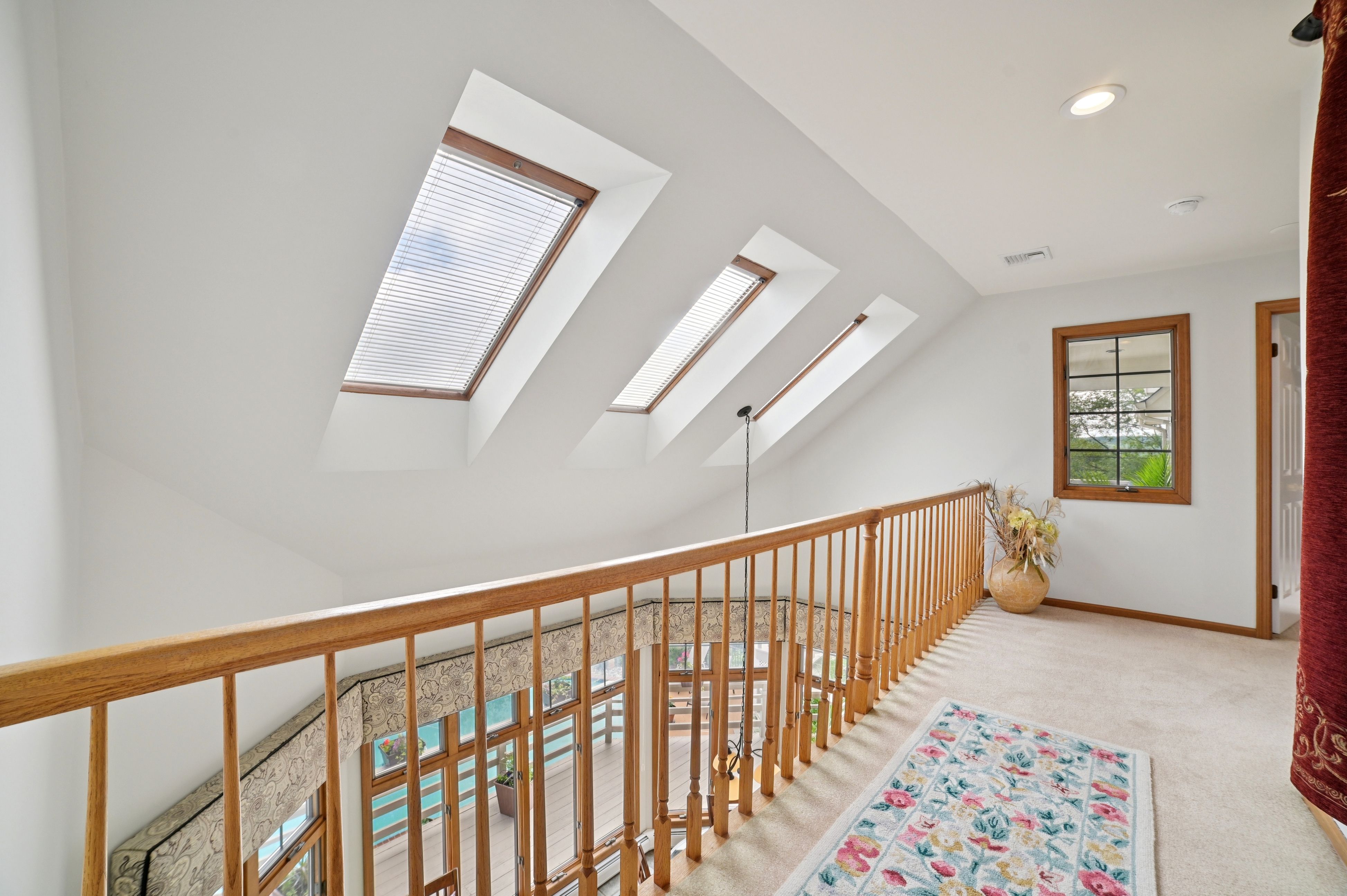 6 Summit Terrace North 