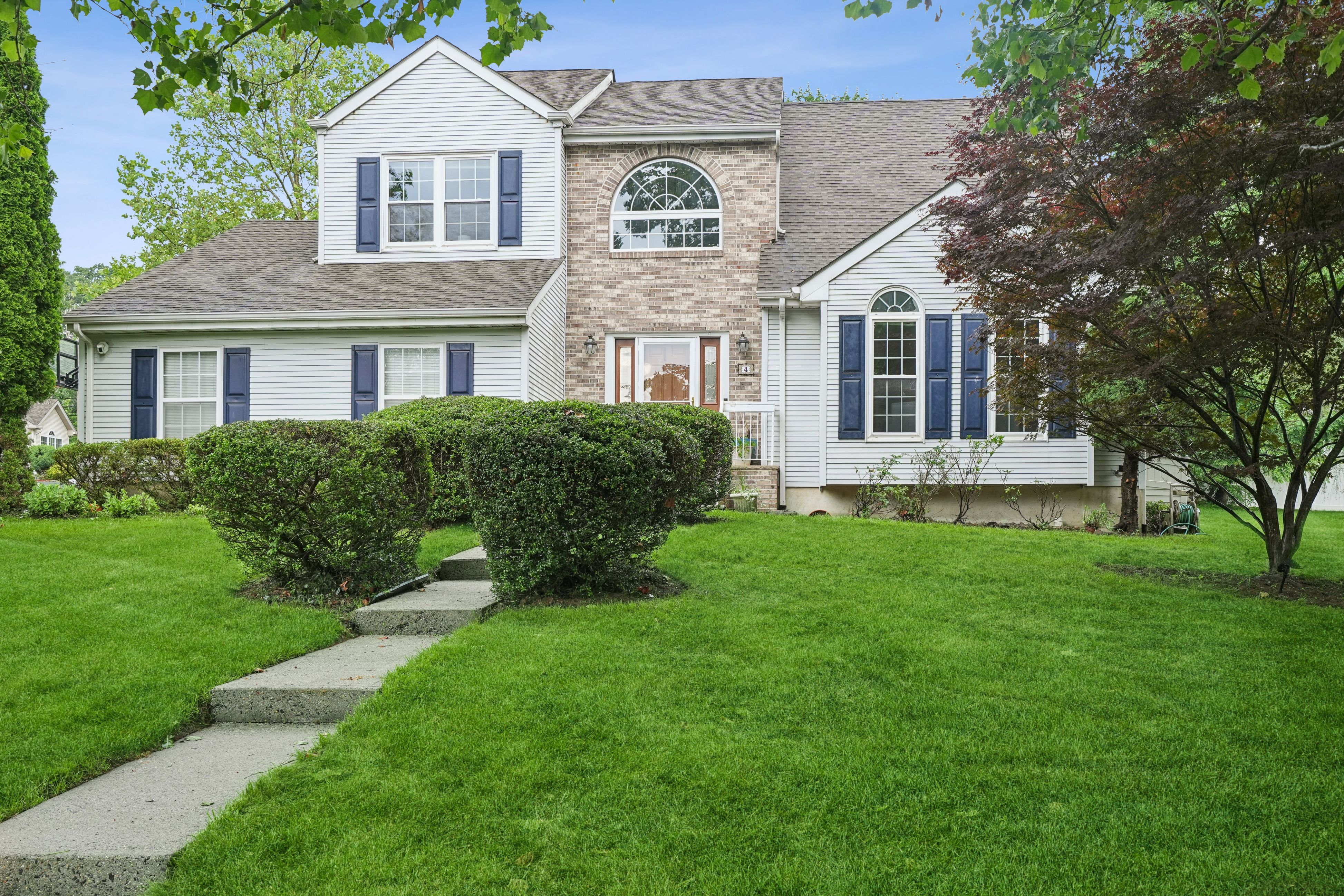 4 Galloway Court 