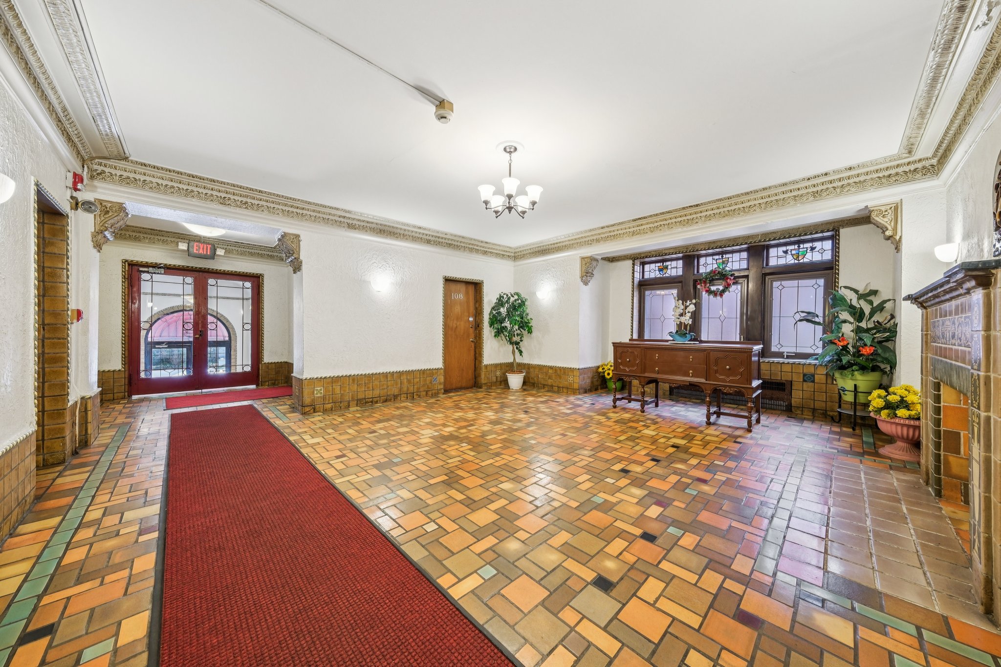 340 Fairmount Avenue Unit 203