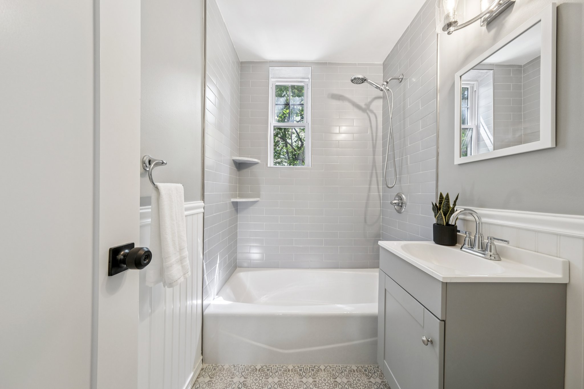 340 Fairmount Avenue Unit 203