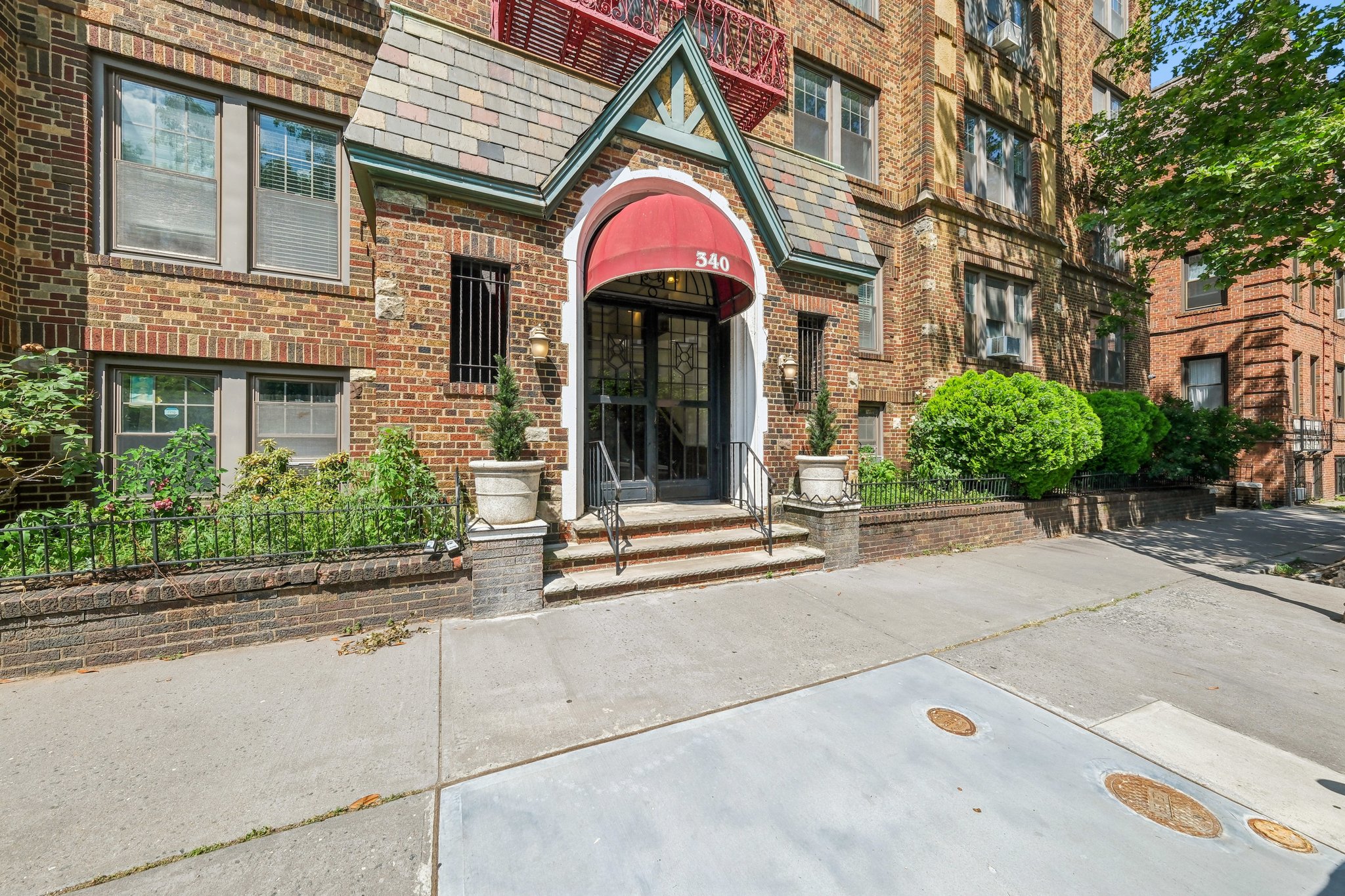 340 Fairmount Avenue Unit 203