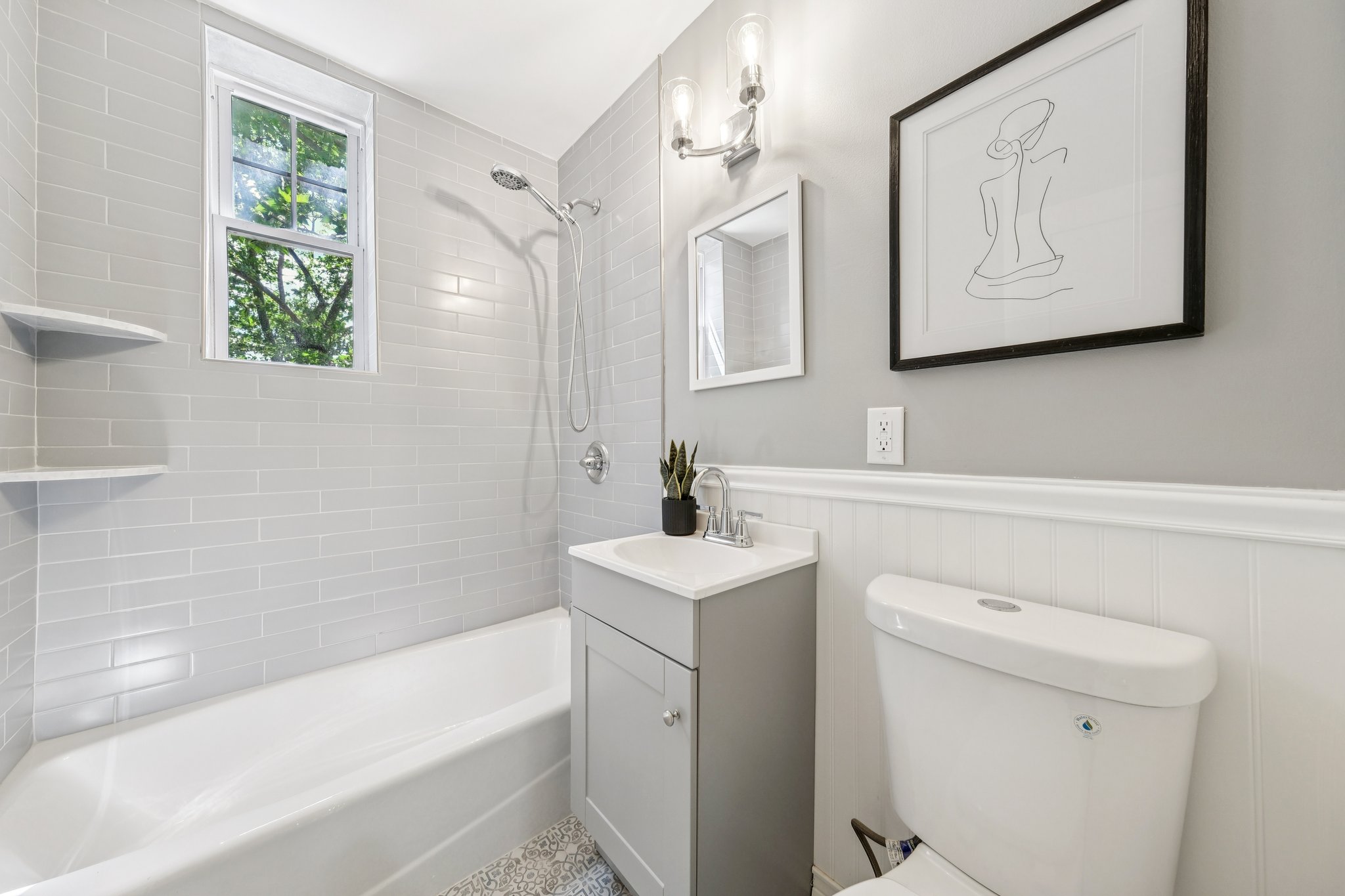 340 Fairmount Avenue Unit 203