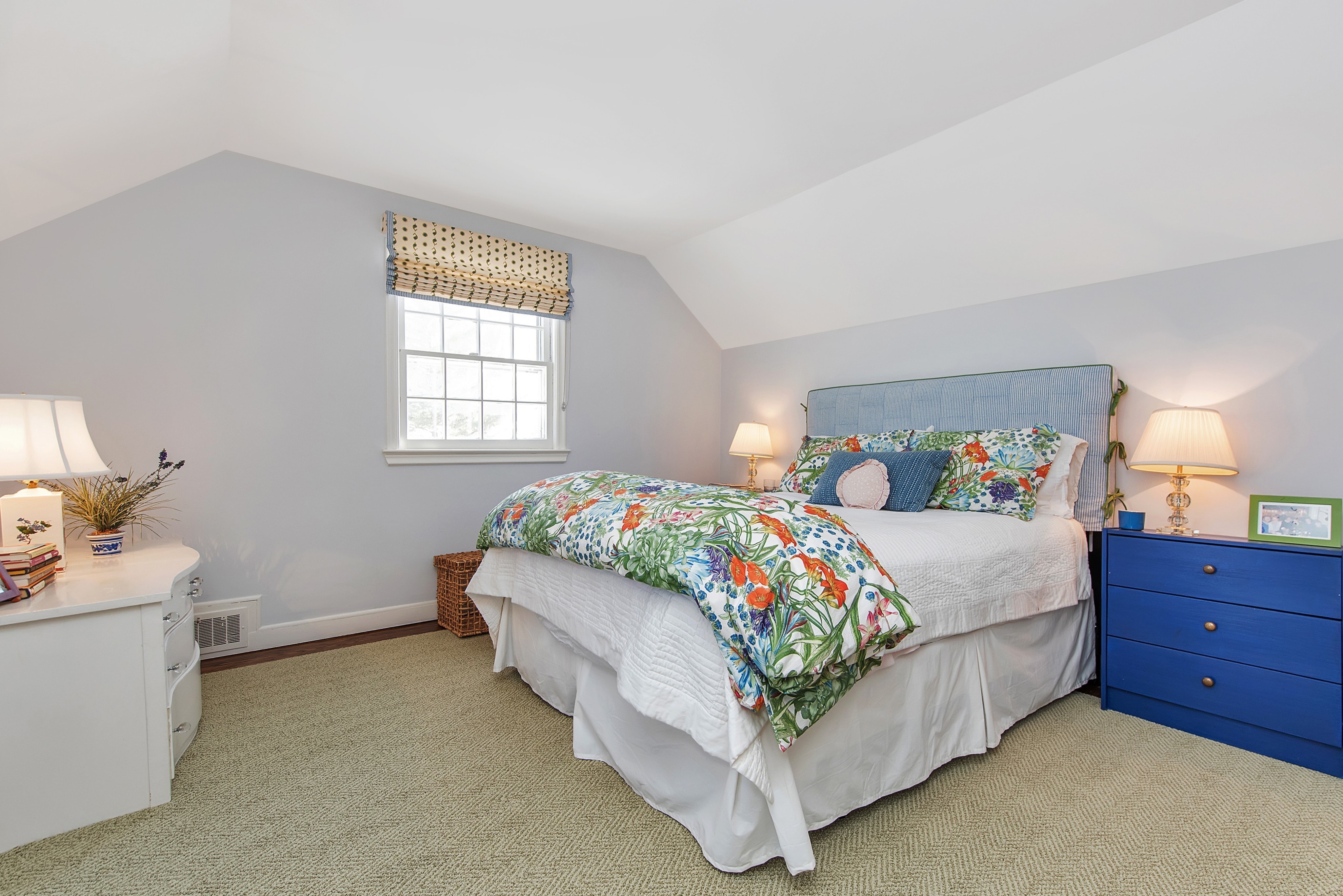 33 Tall Oaks Drive, New Providence 