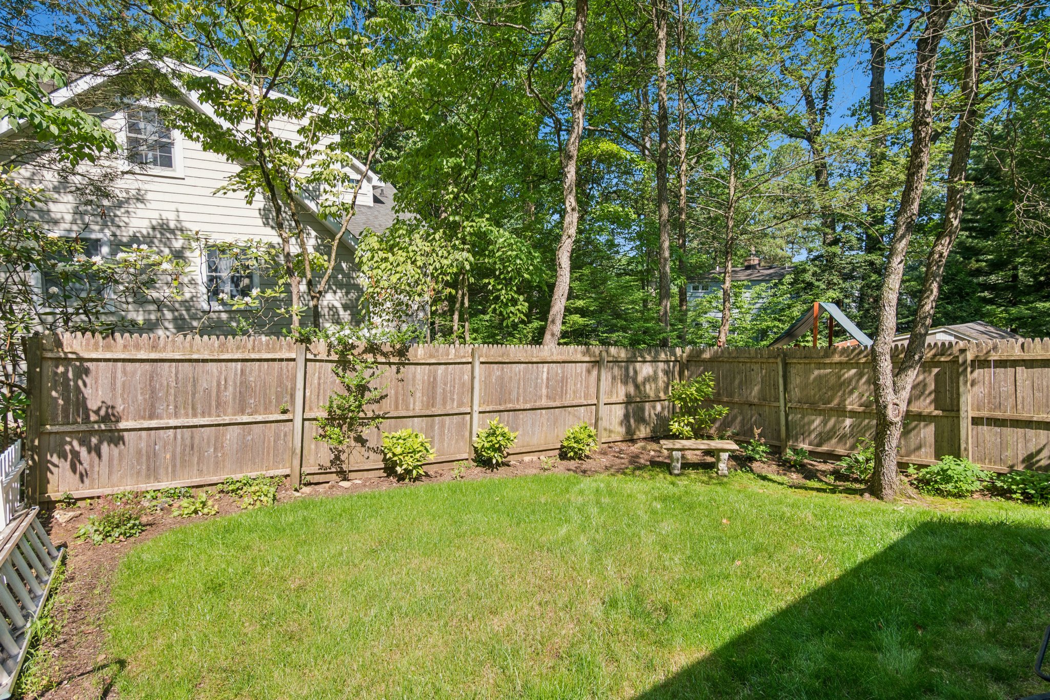 33 Tall Oaks Drive, New Providence 
