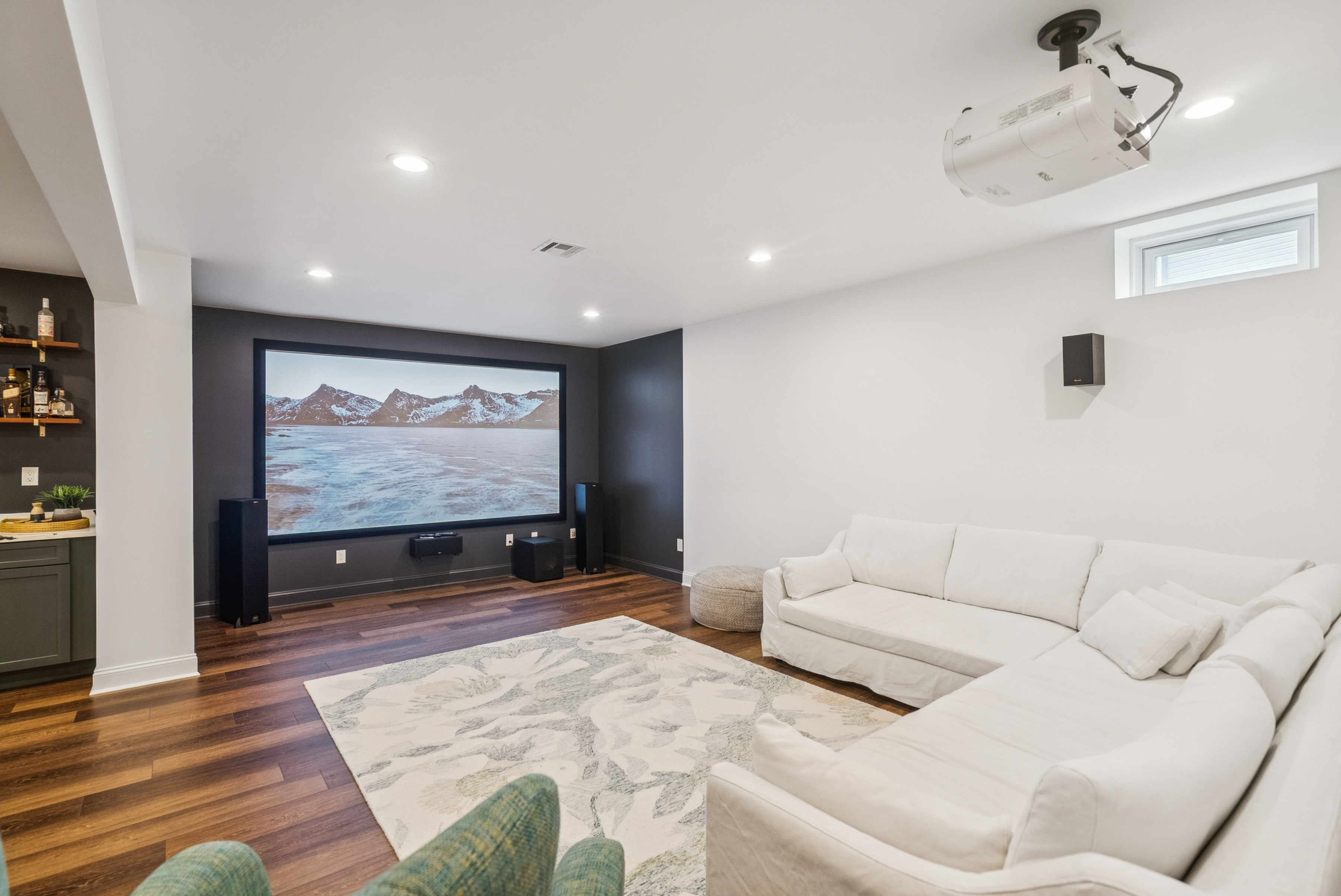 12 Hilltop Drive 