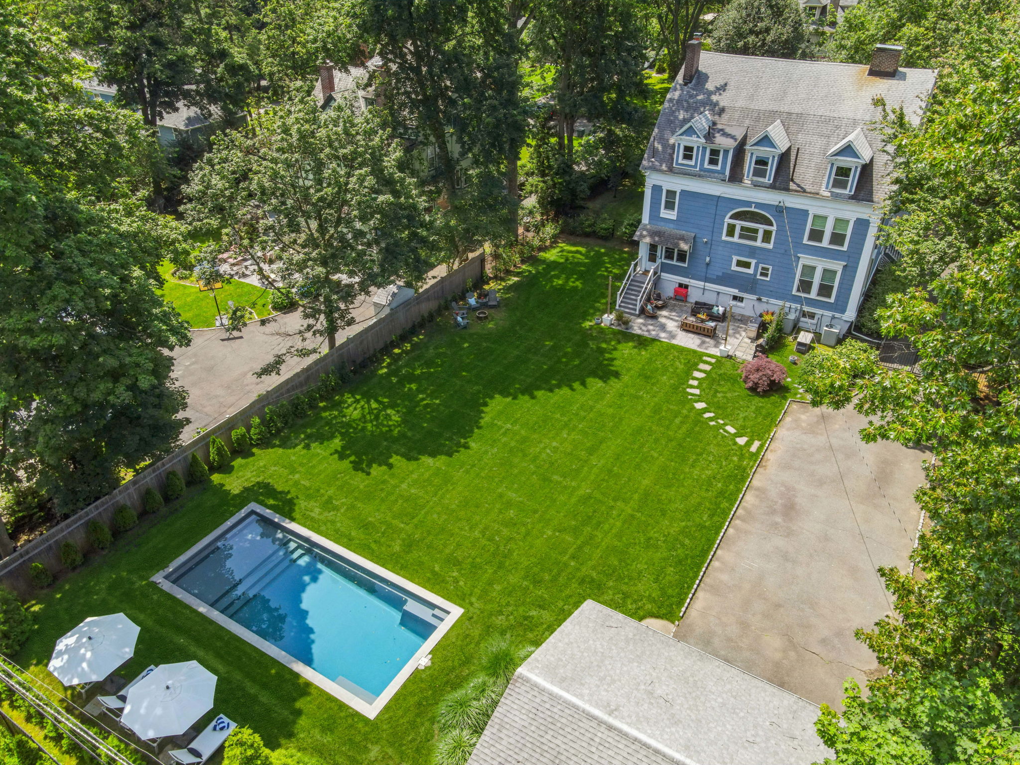 359 Hartford Road 