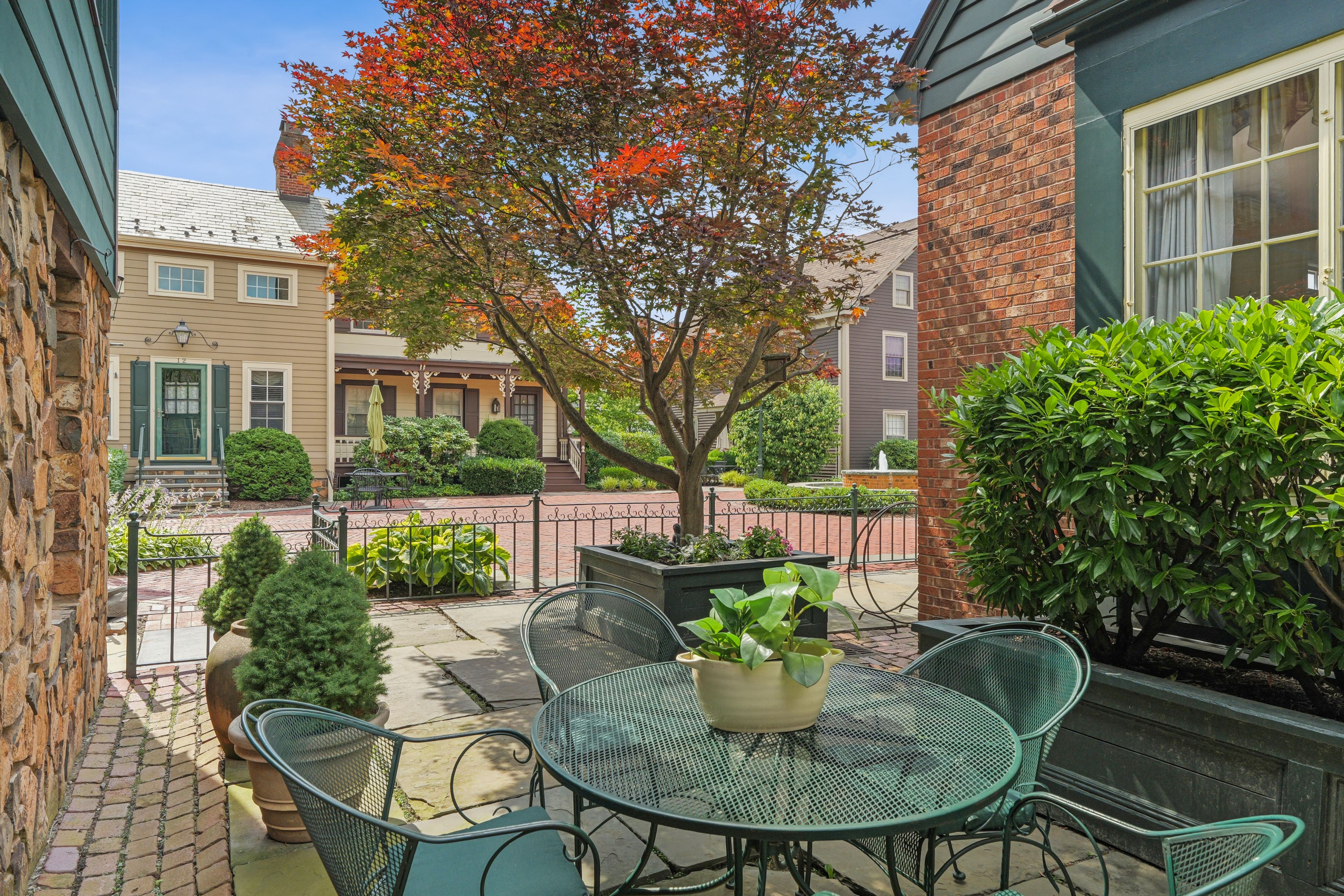 15 Murray Hill Square 
