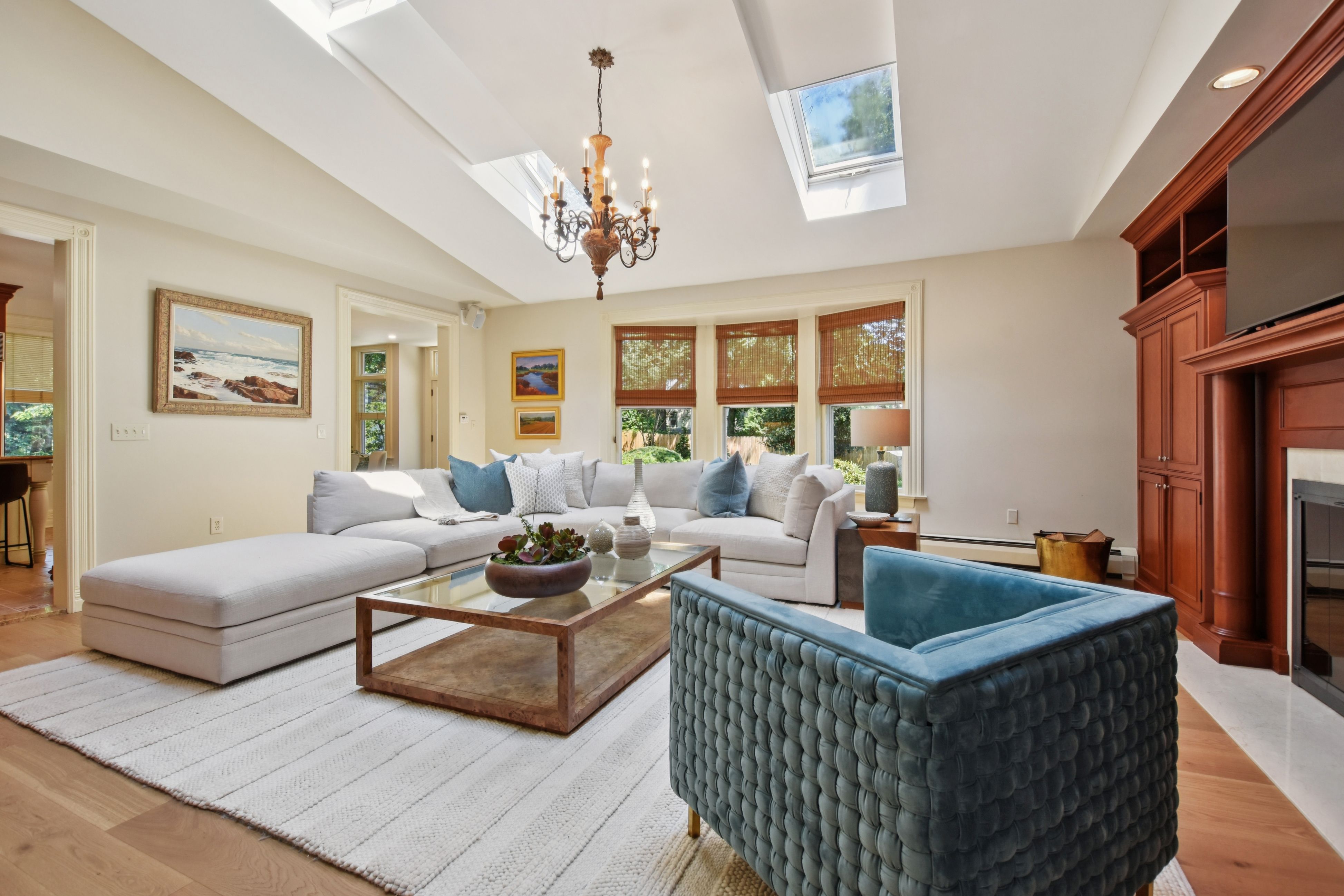39 Oakridge Avenue 