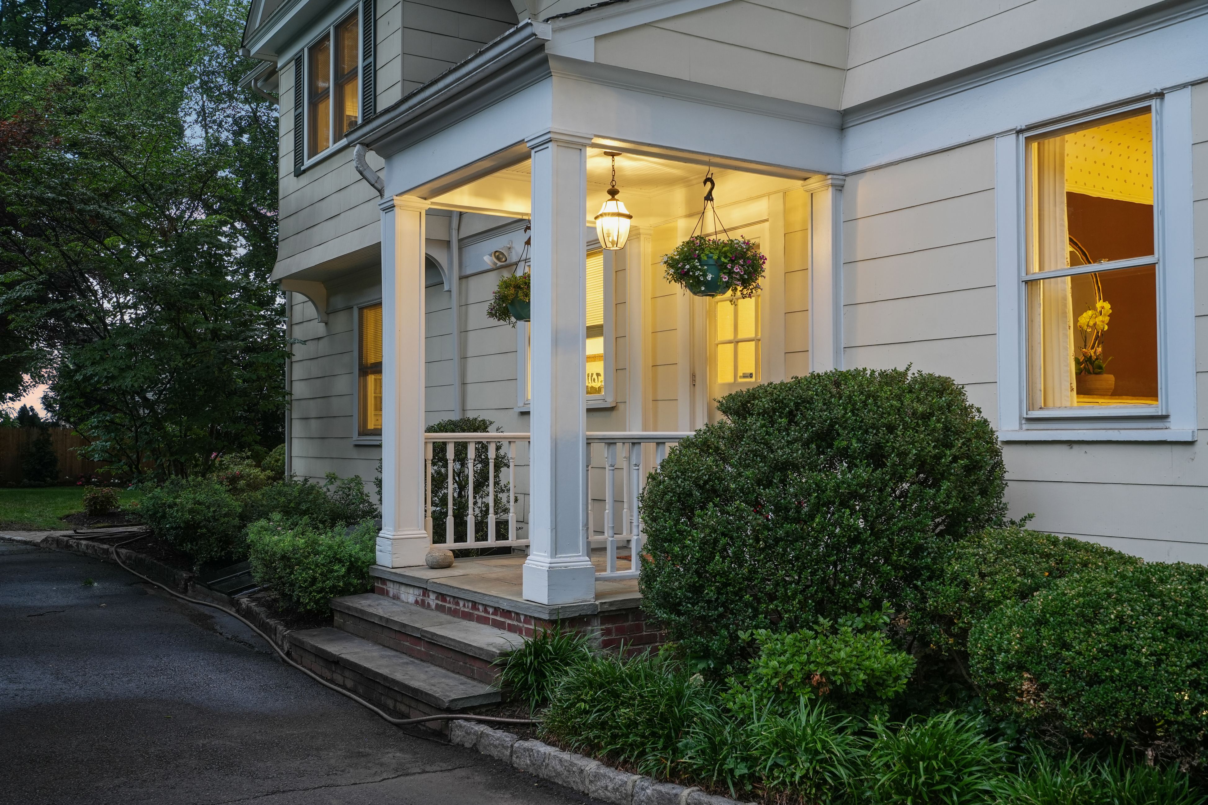 39 Oakridge Avenue 
