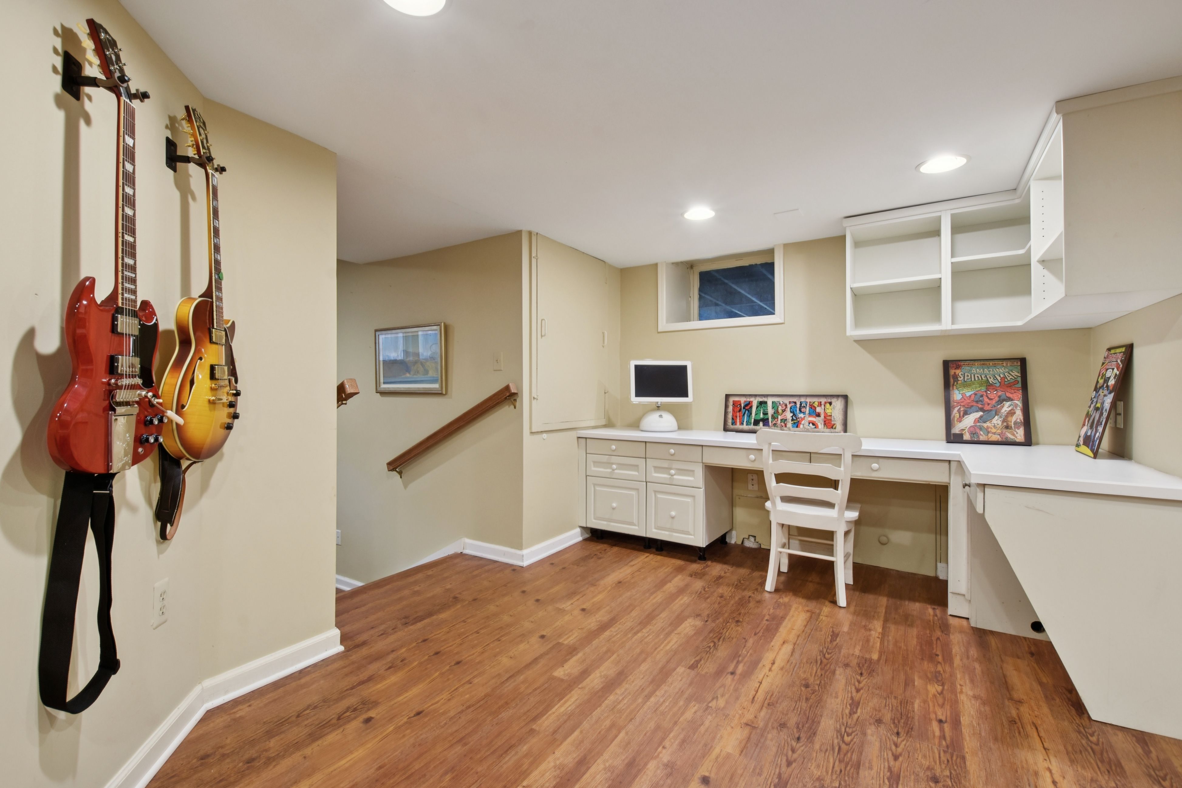 39 Oakridge Avenue 