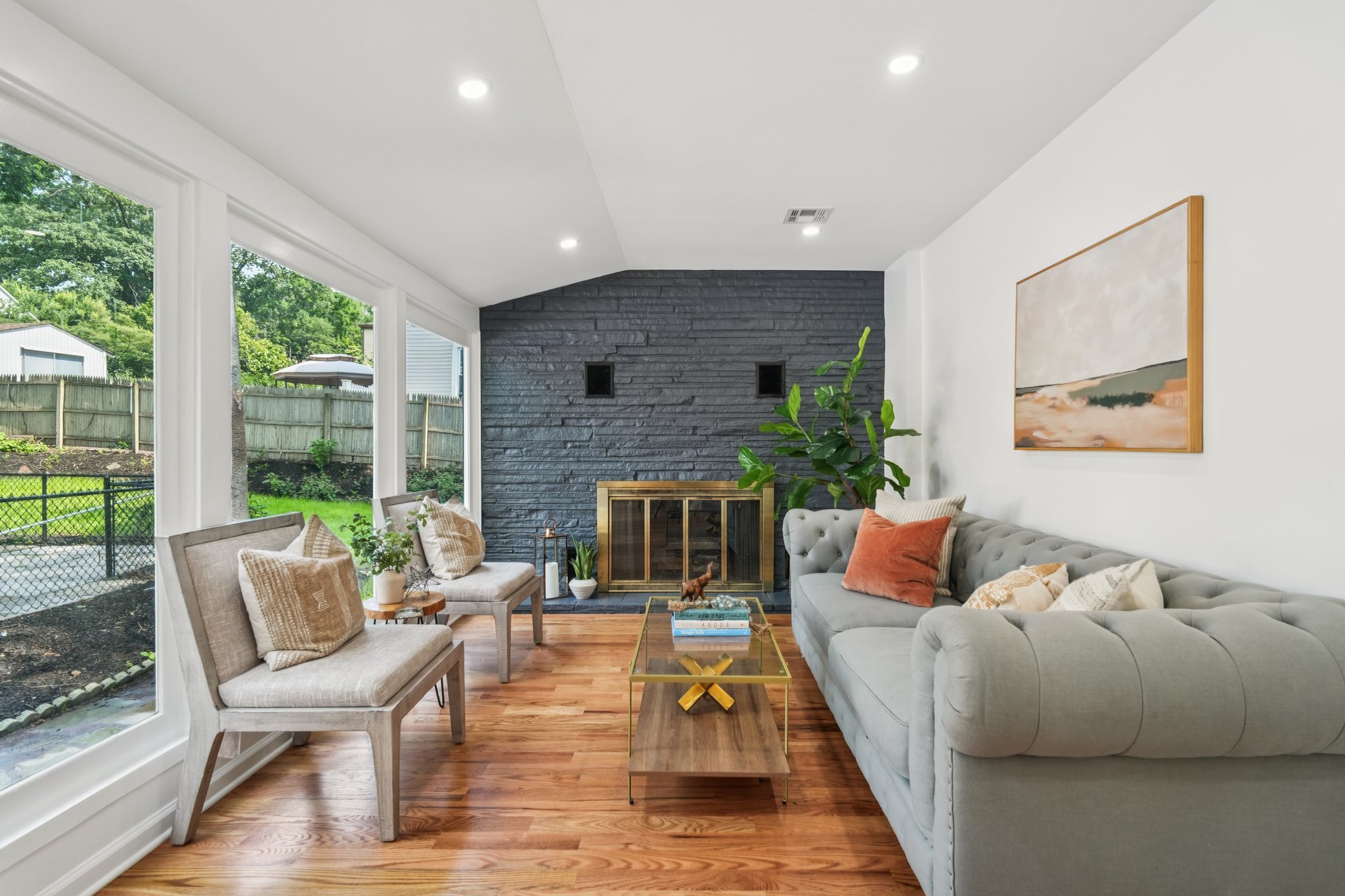 45 Valley Way 