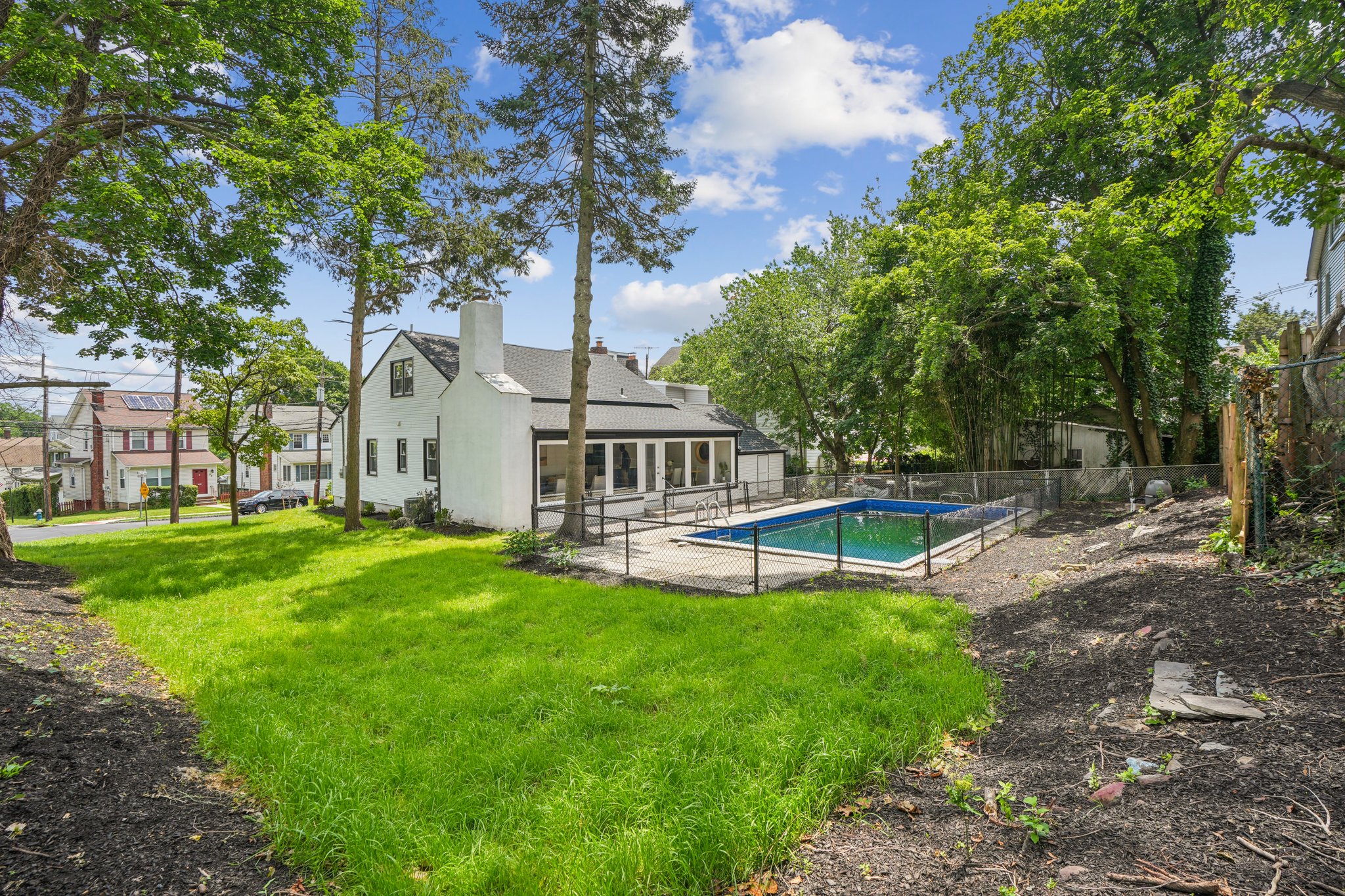 45 Valley Way 