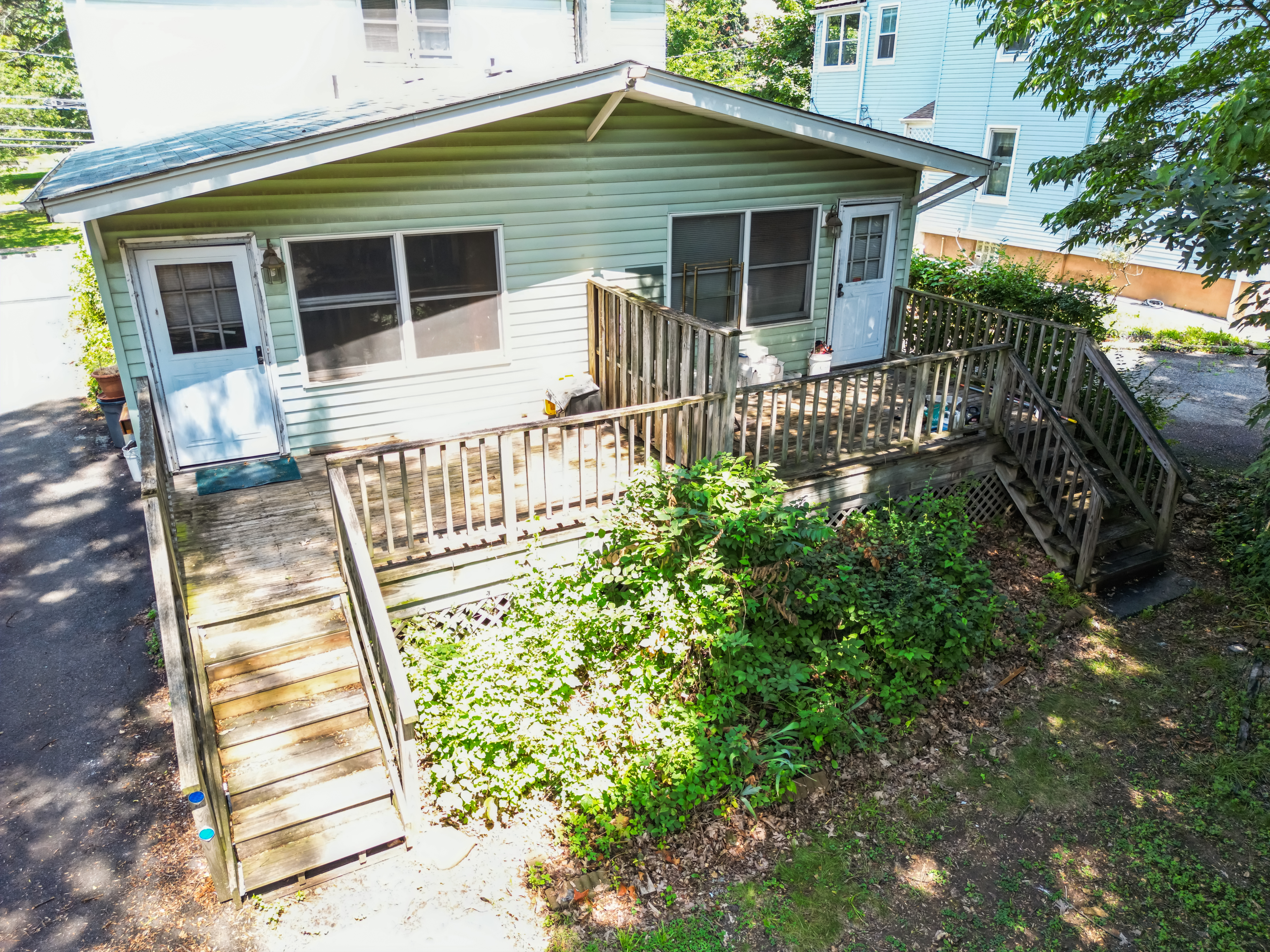 195 North Fullerton Avenue 
